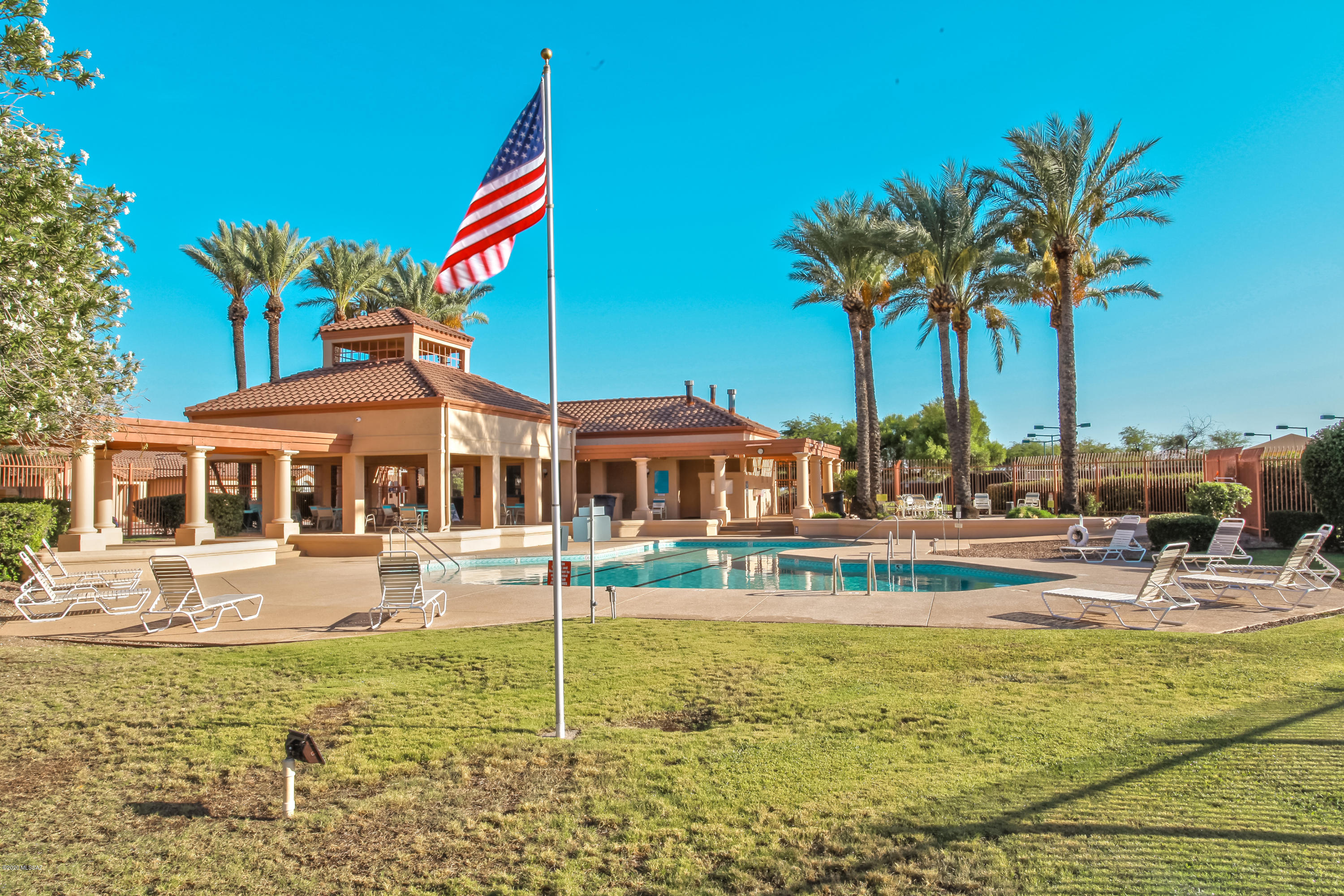 3464 W Sky Ridge Loop