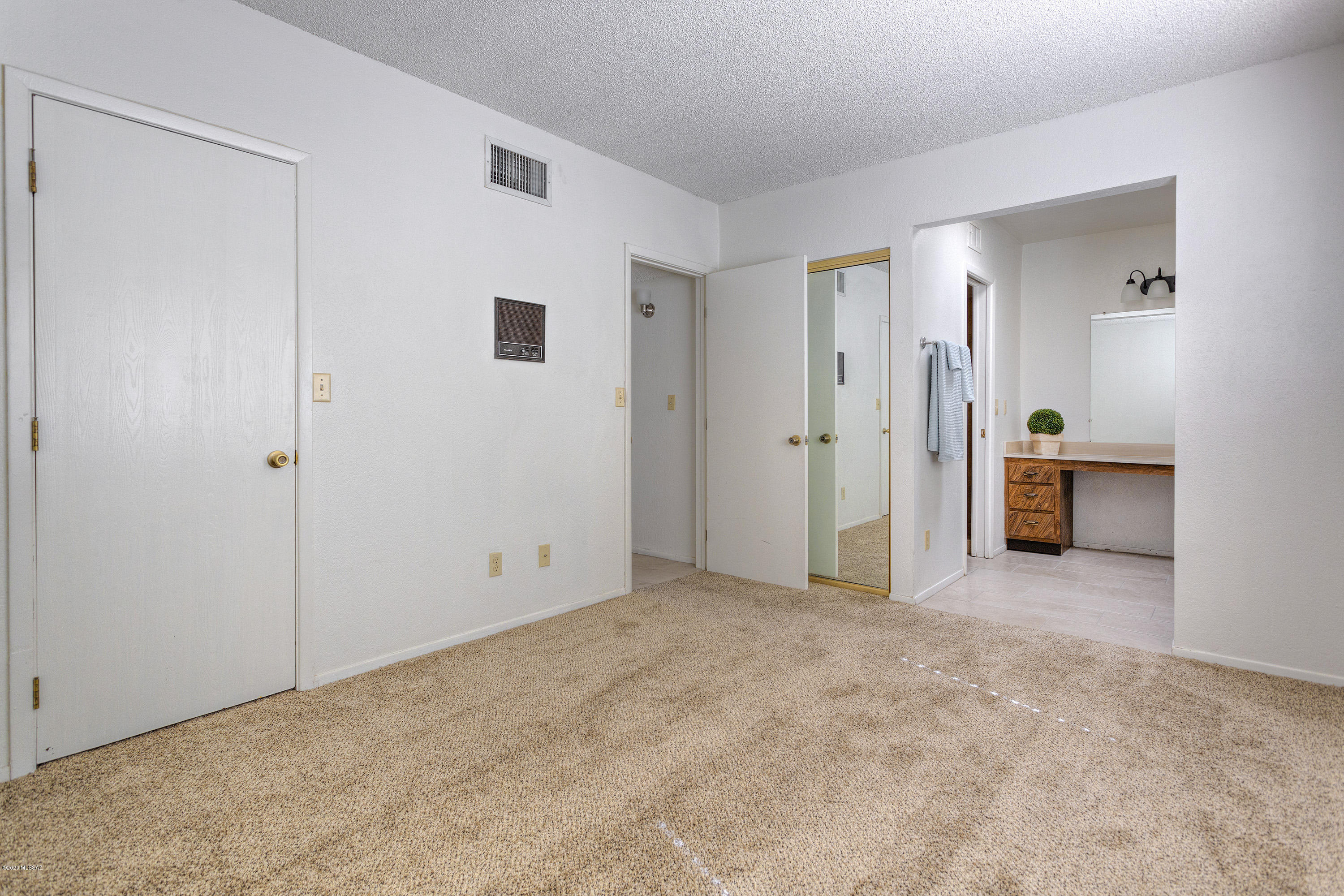 6371 N Orange Tree Drive