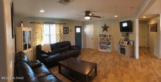 436 W Cactus Street