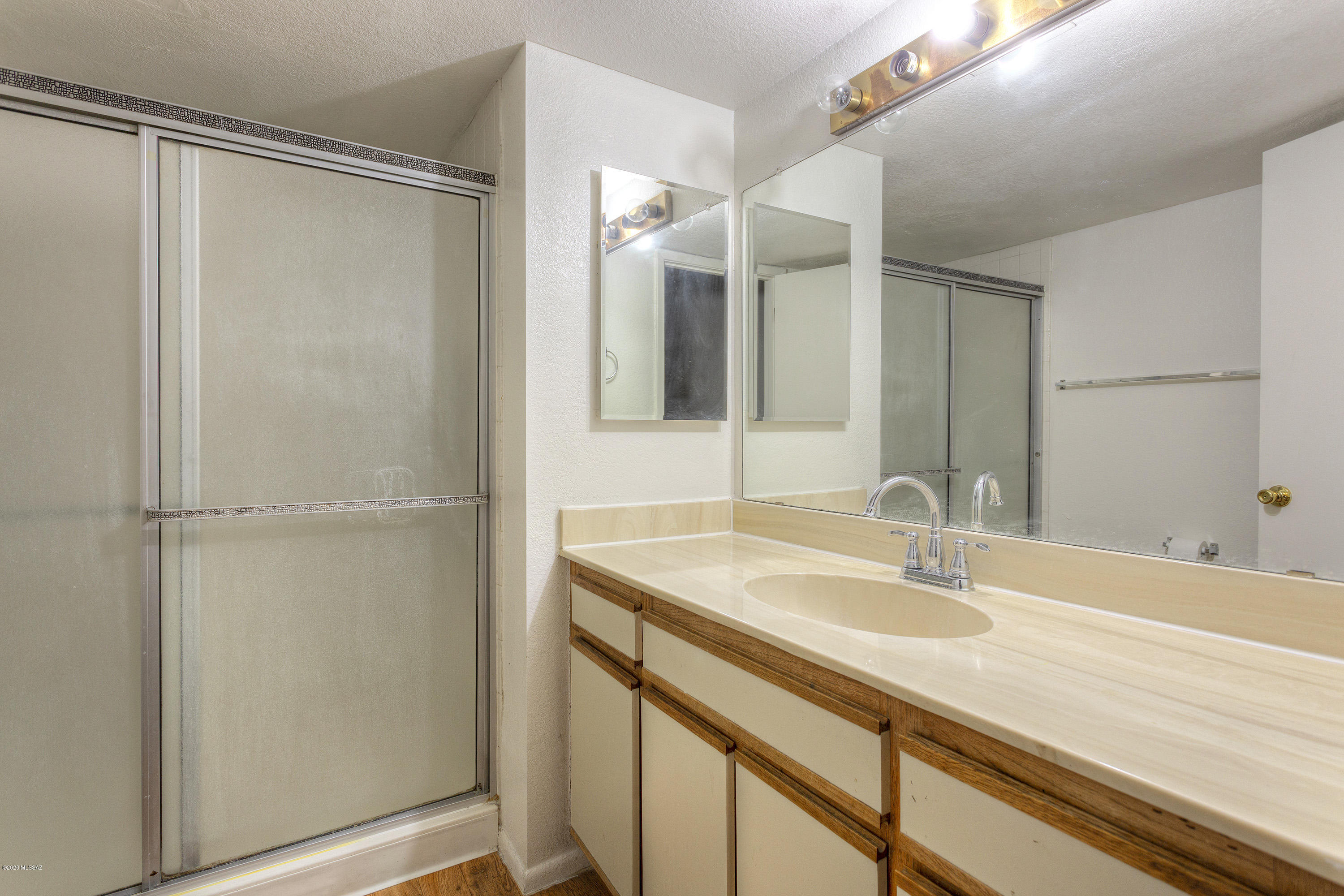 1668 W Park Wood Lane Unit: 162