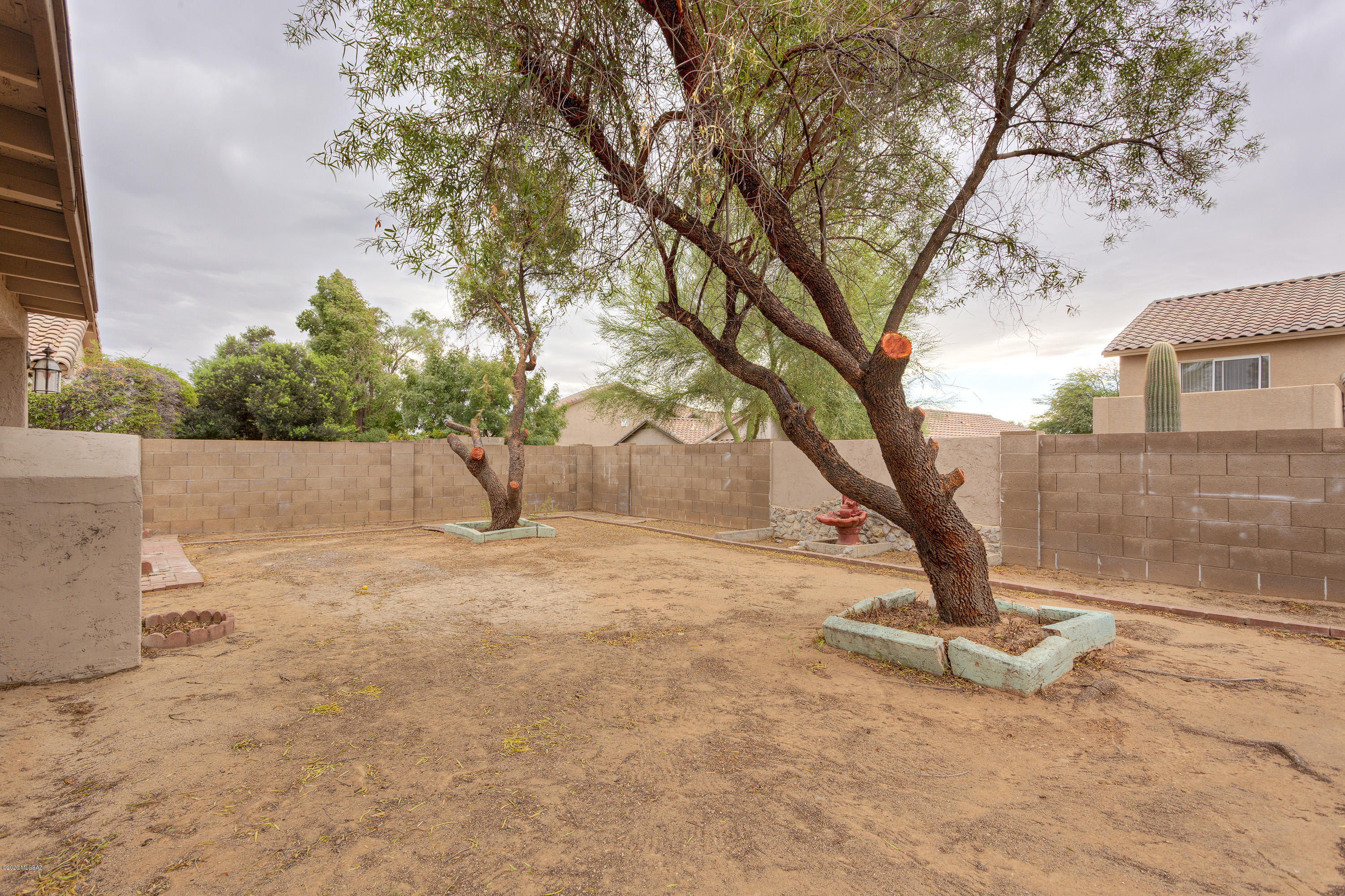 2649 W Desert Brook Court