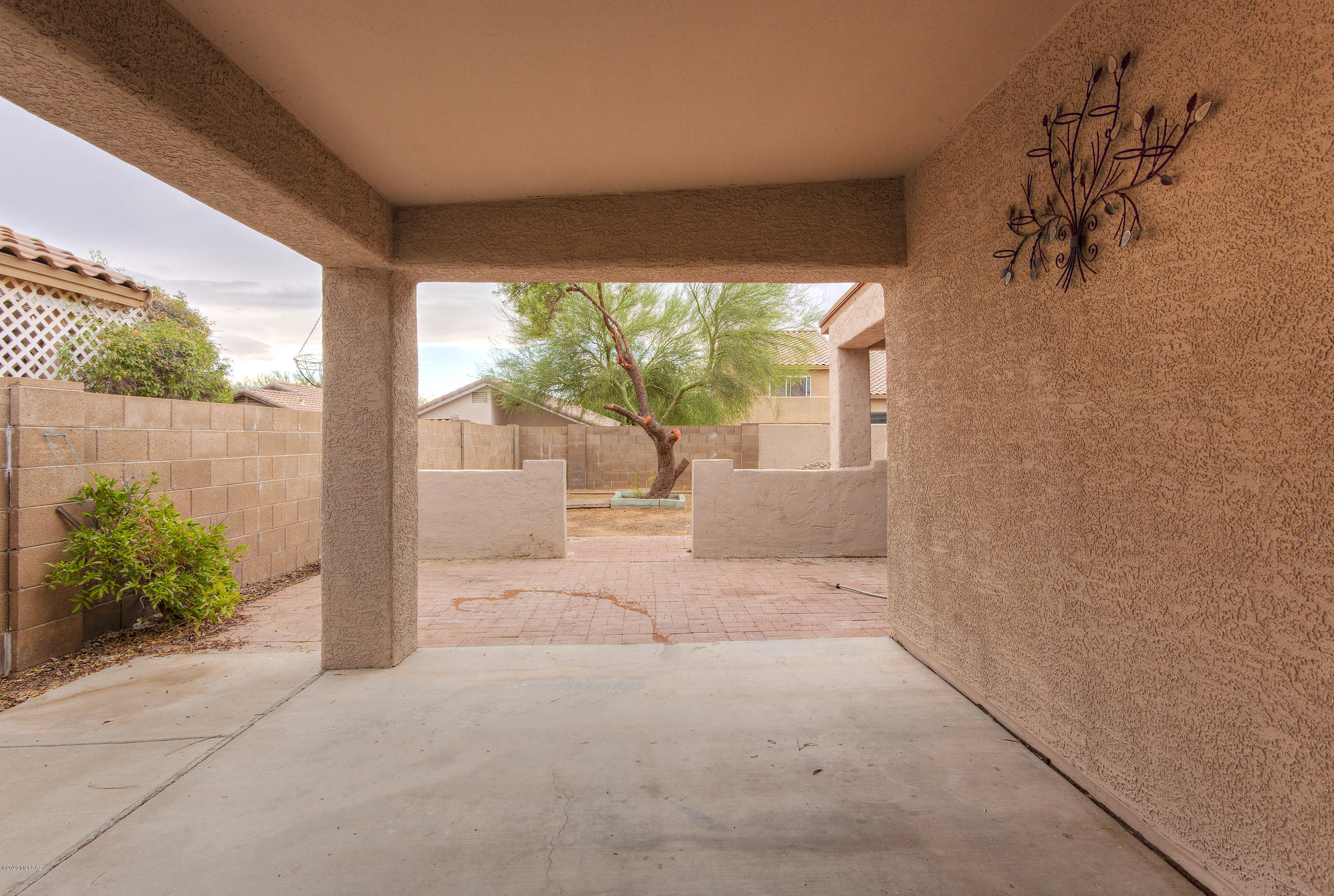 2649 W Desert Brook Court