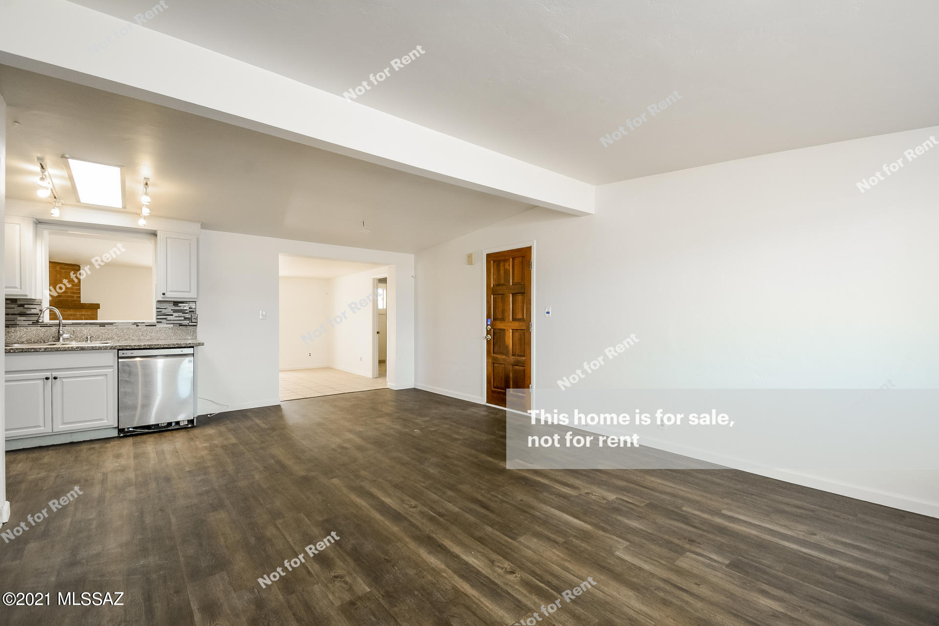6950 E Calle Neptuno