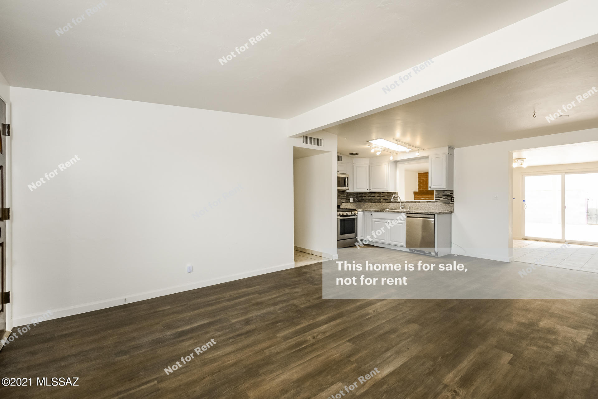6950 E Calle Neptuno
