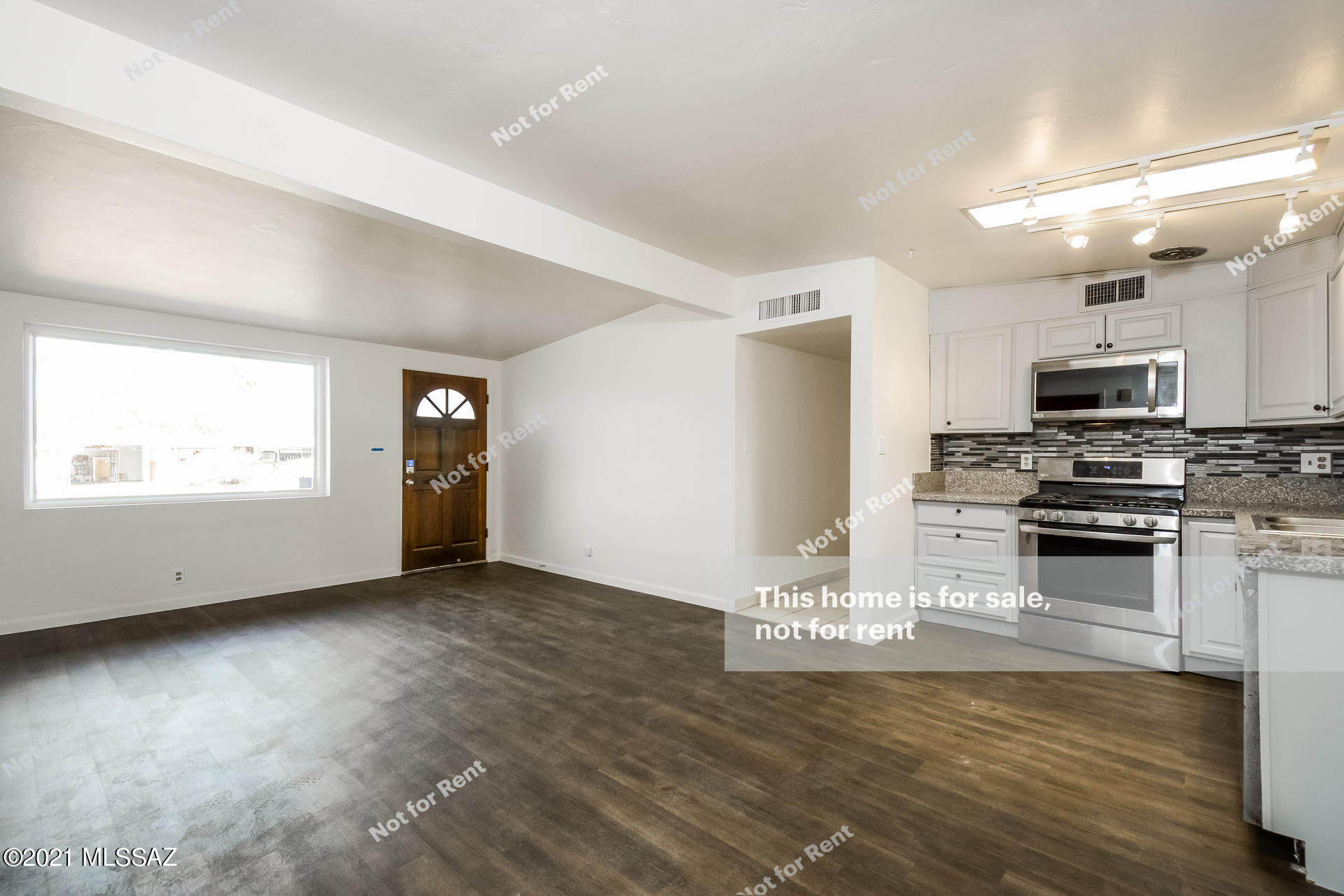 6950 E Calle Neptuno
