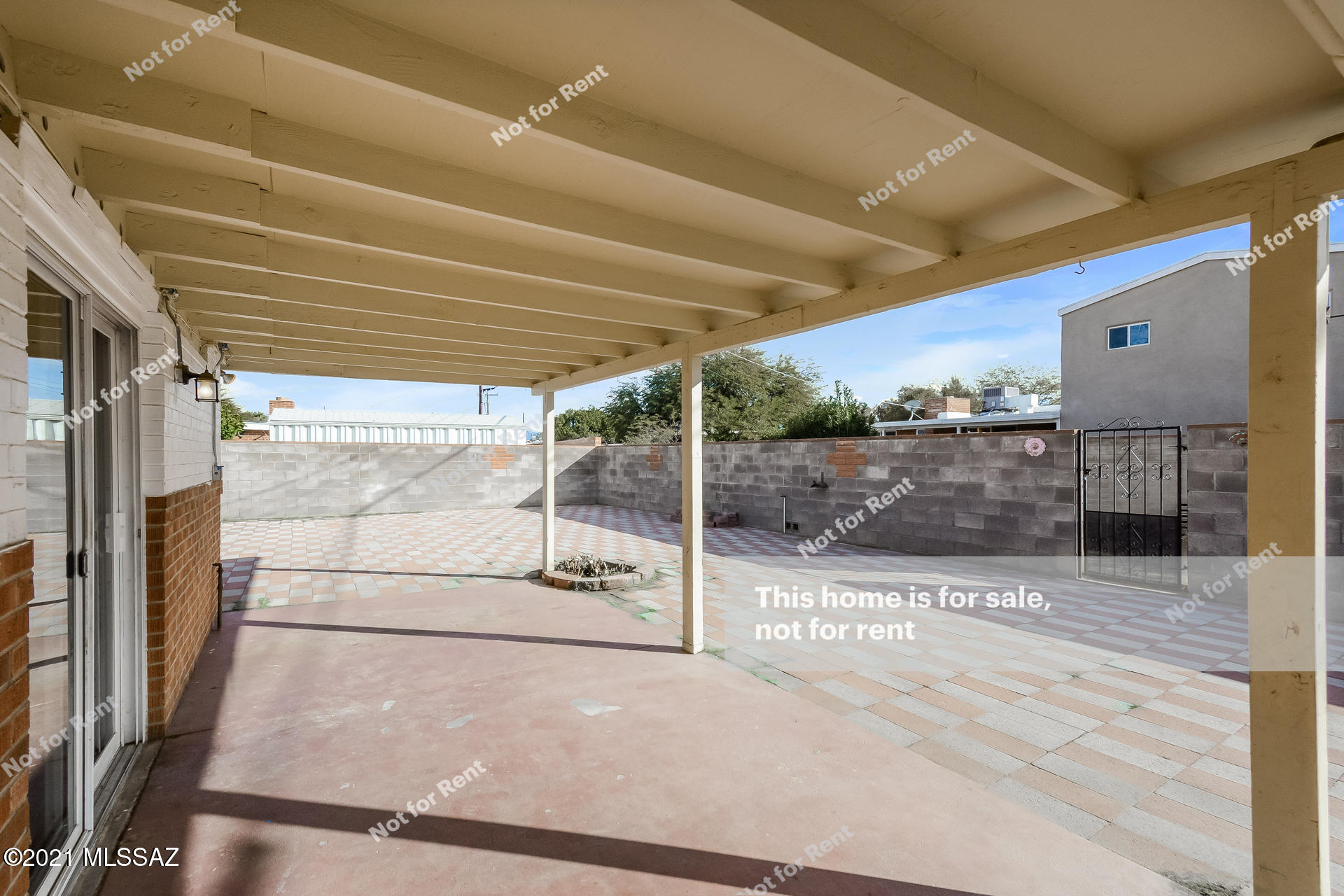 6950 E Calle Neptuno