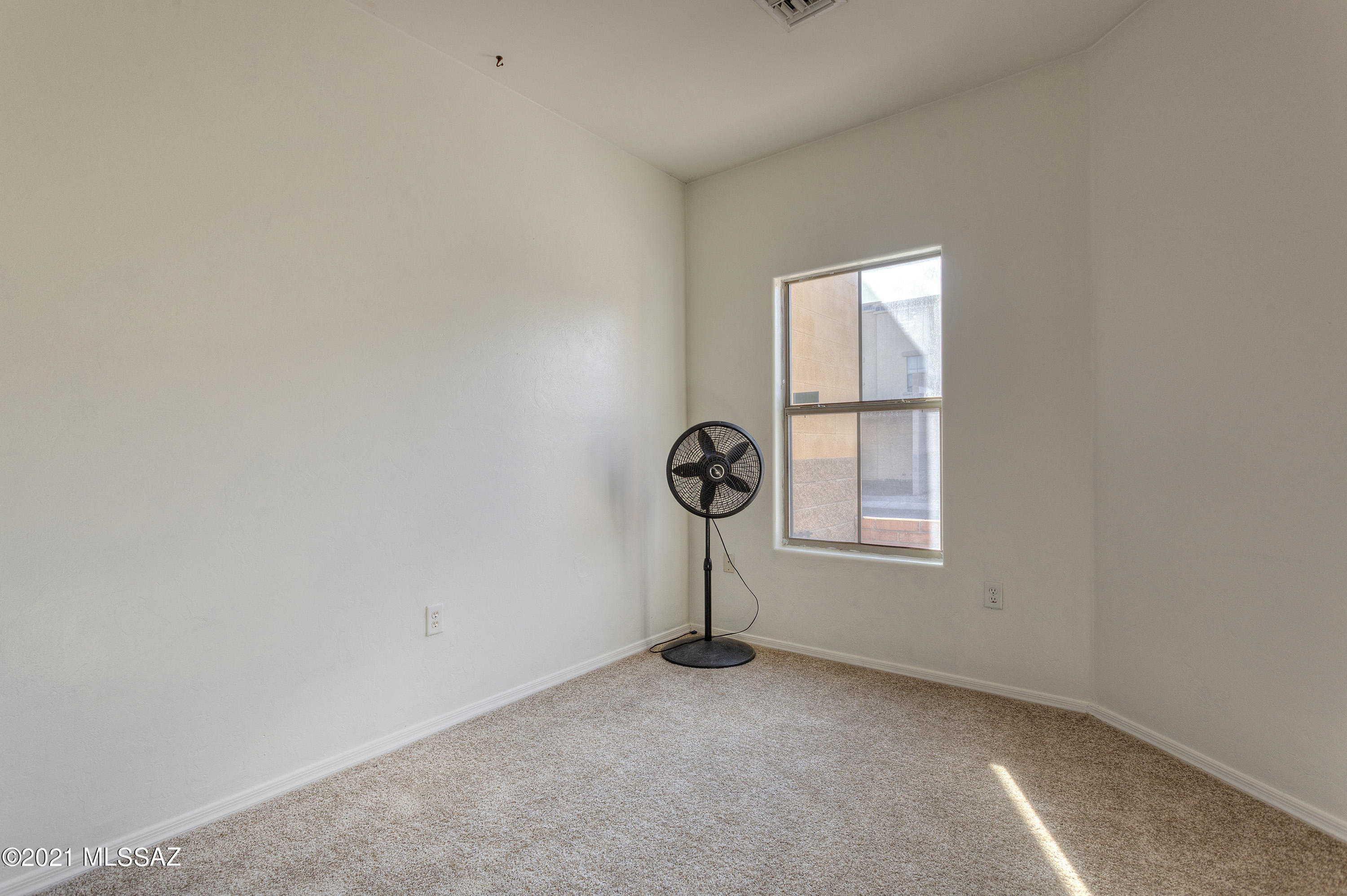2016 W Bramburgh Court
