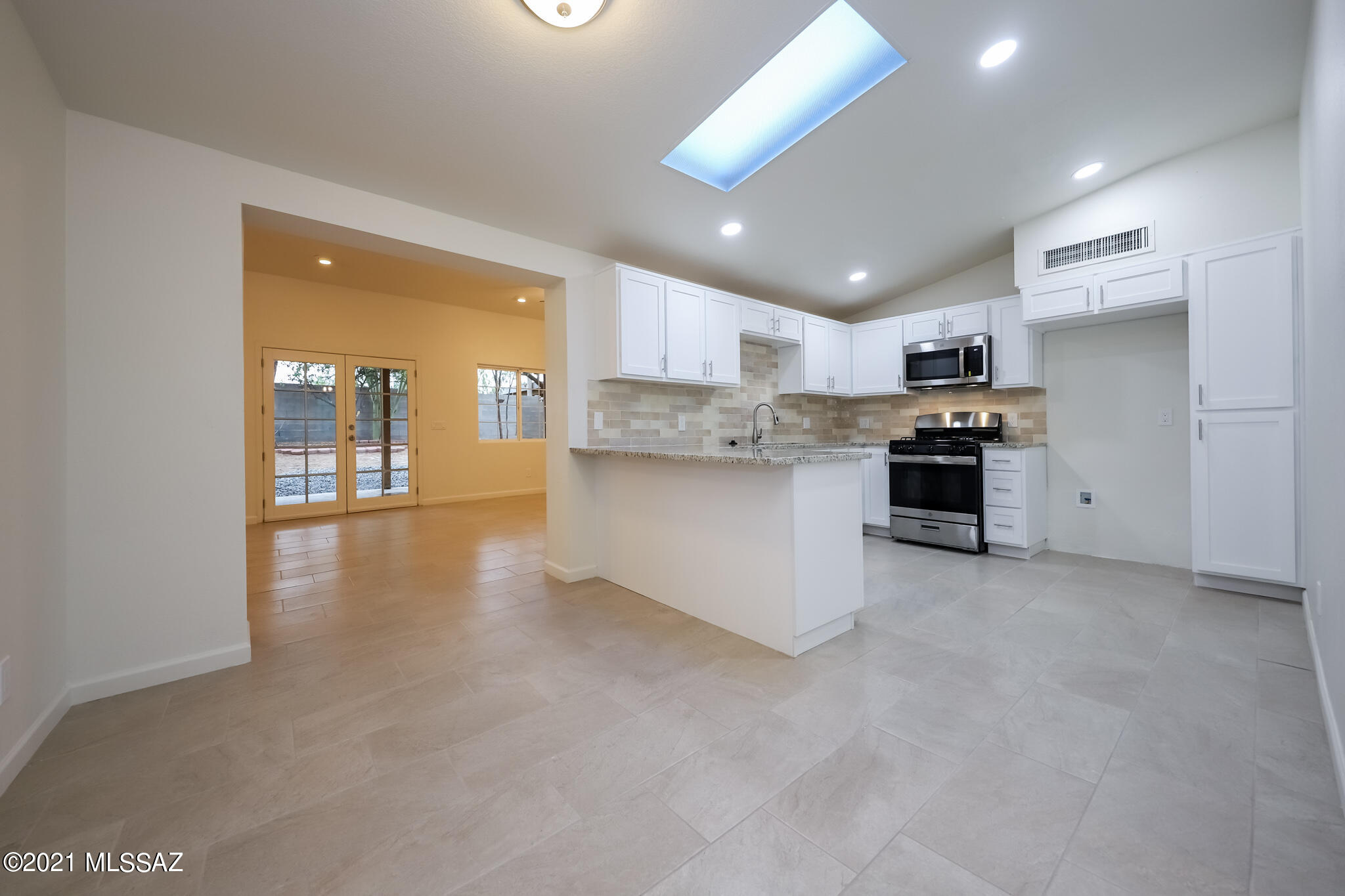 3042 W Liberty Tree Lane