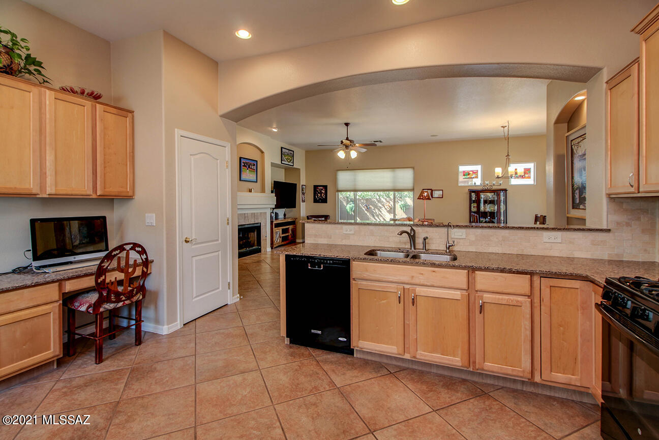 12864 N Salt Cedar Drive