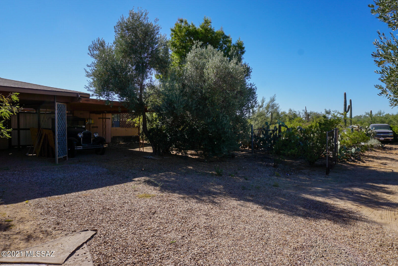 7251 N Van Ark Road