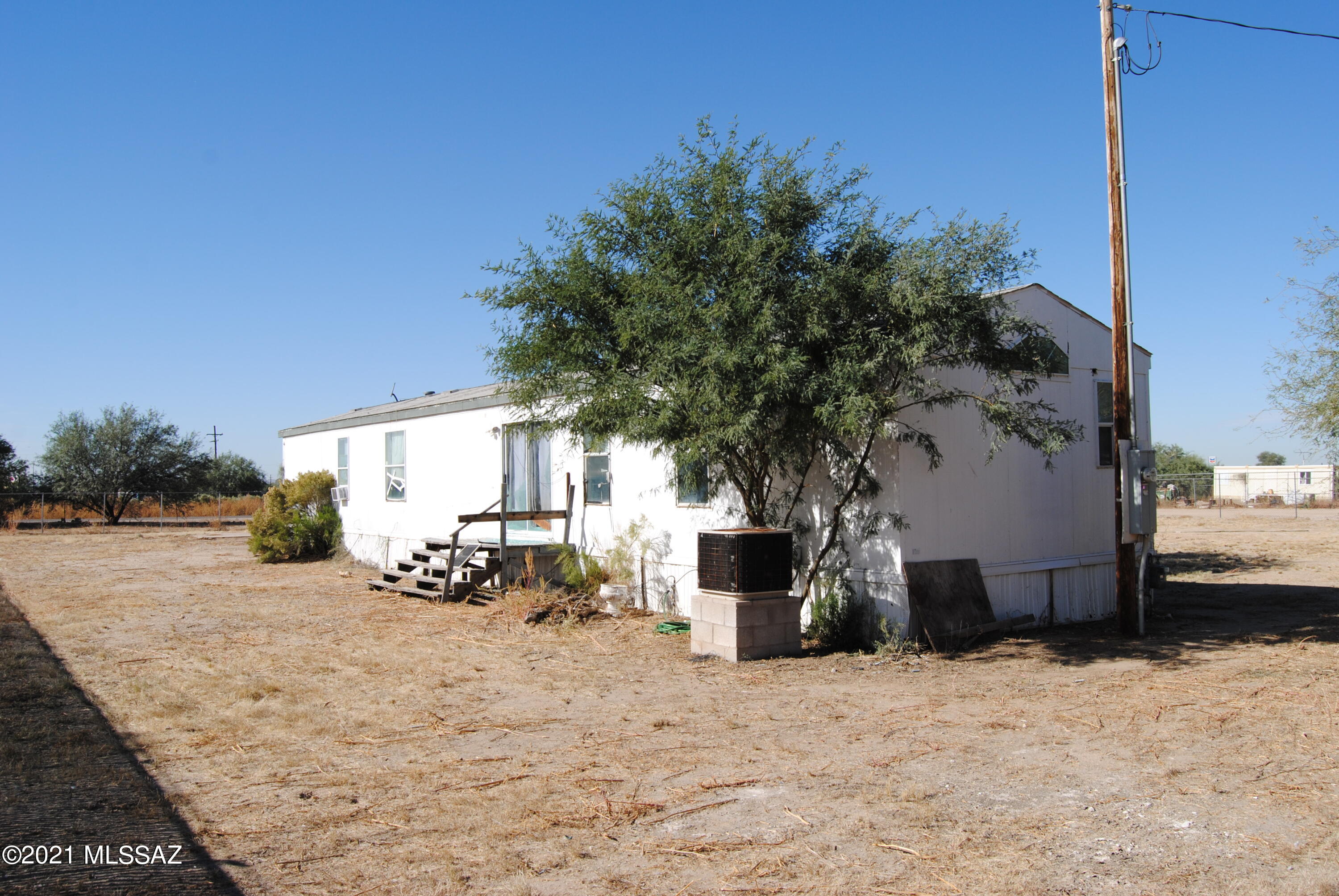 13900 N Adonis Road