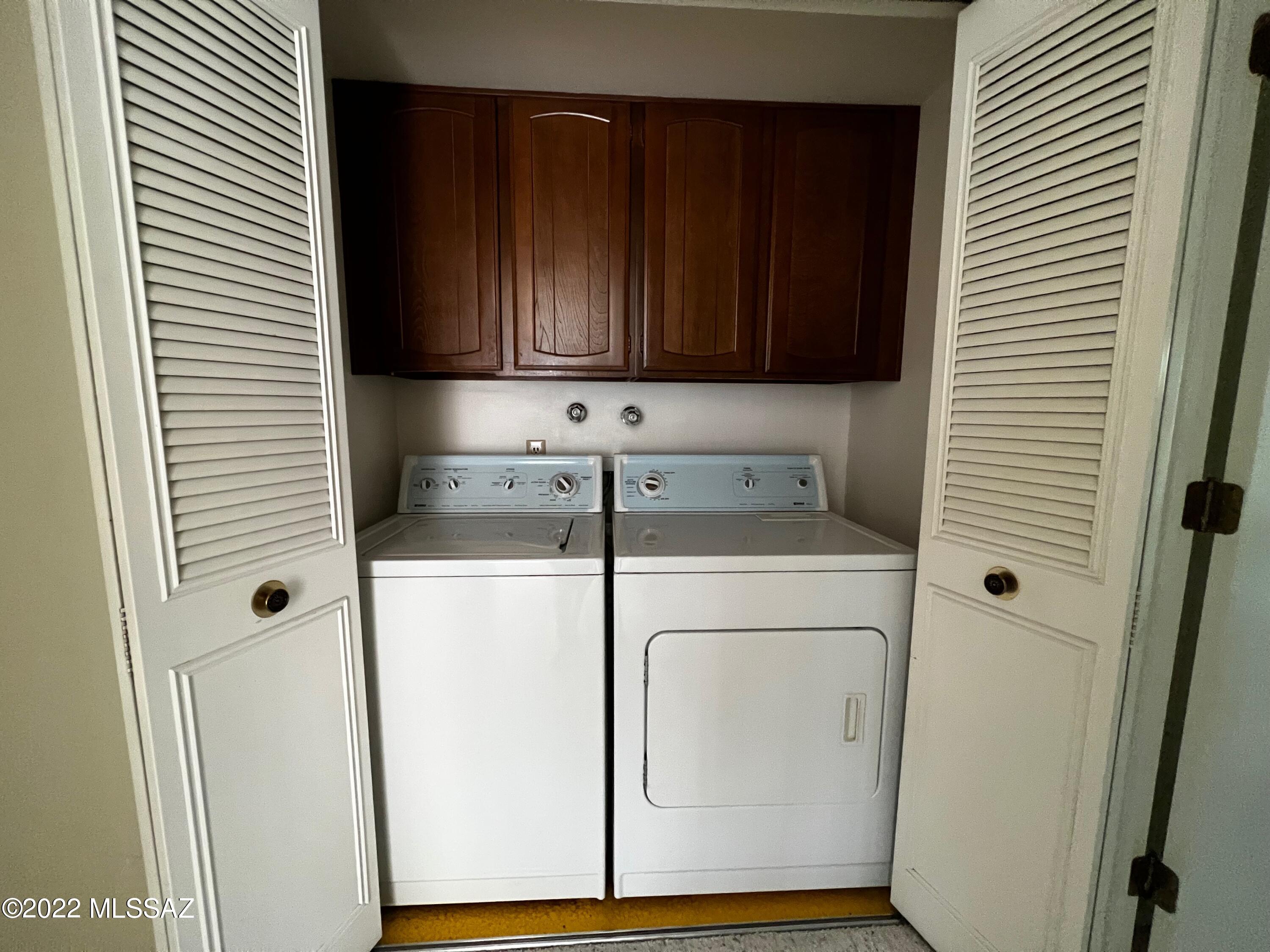 1650 N Paseo Dorado
