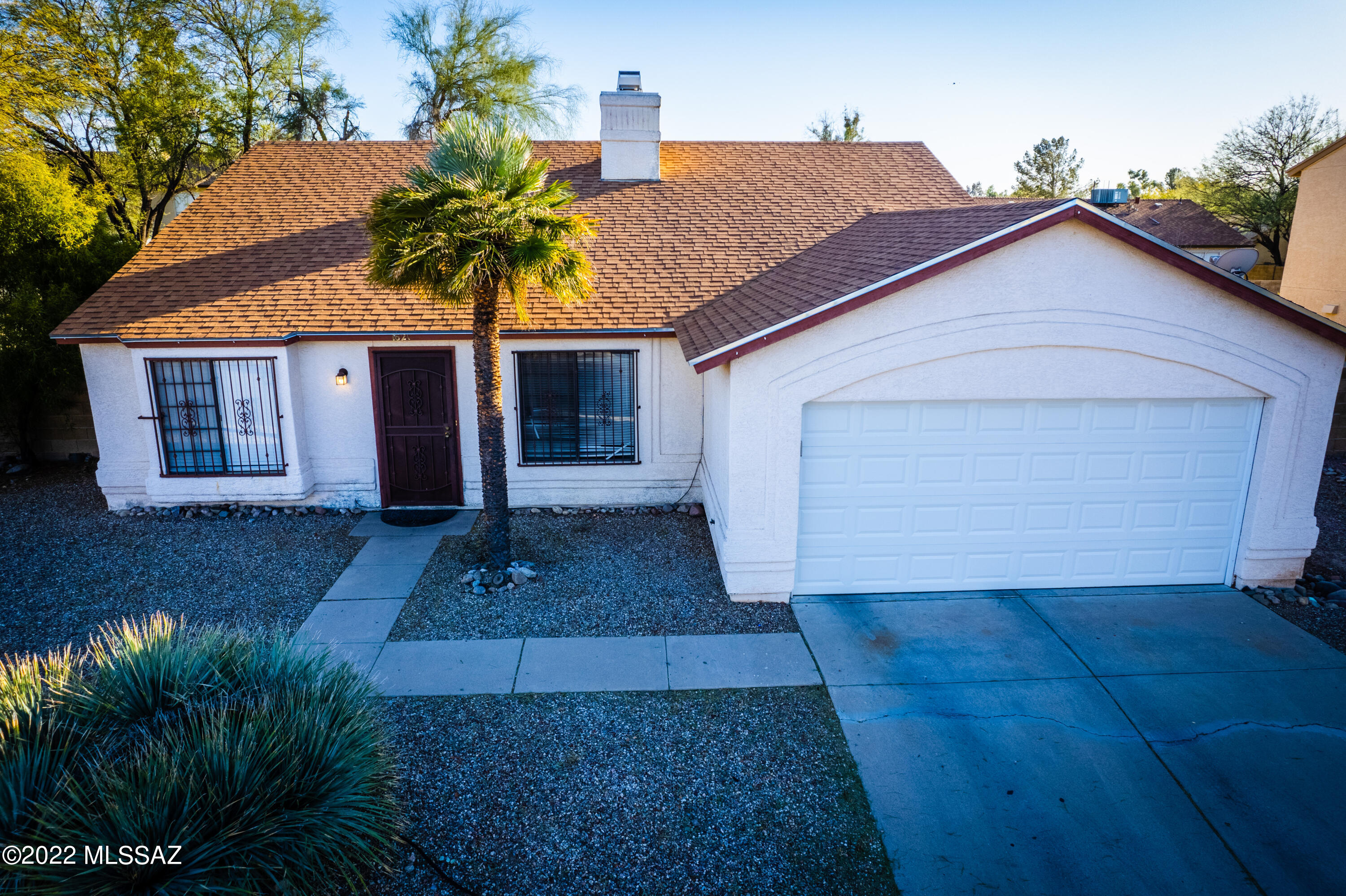 1621 W Colonial Heights
