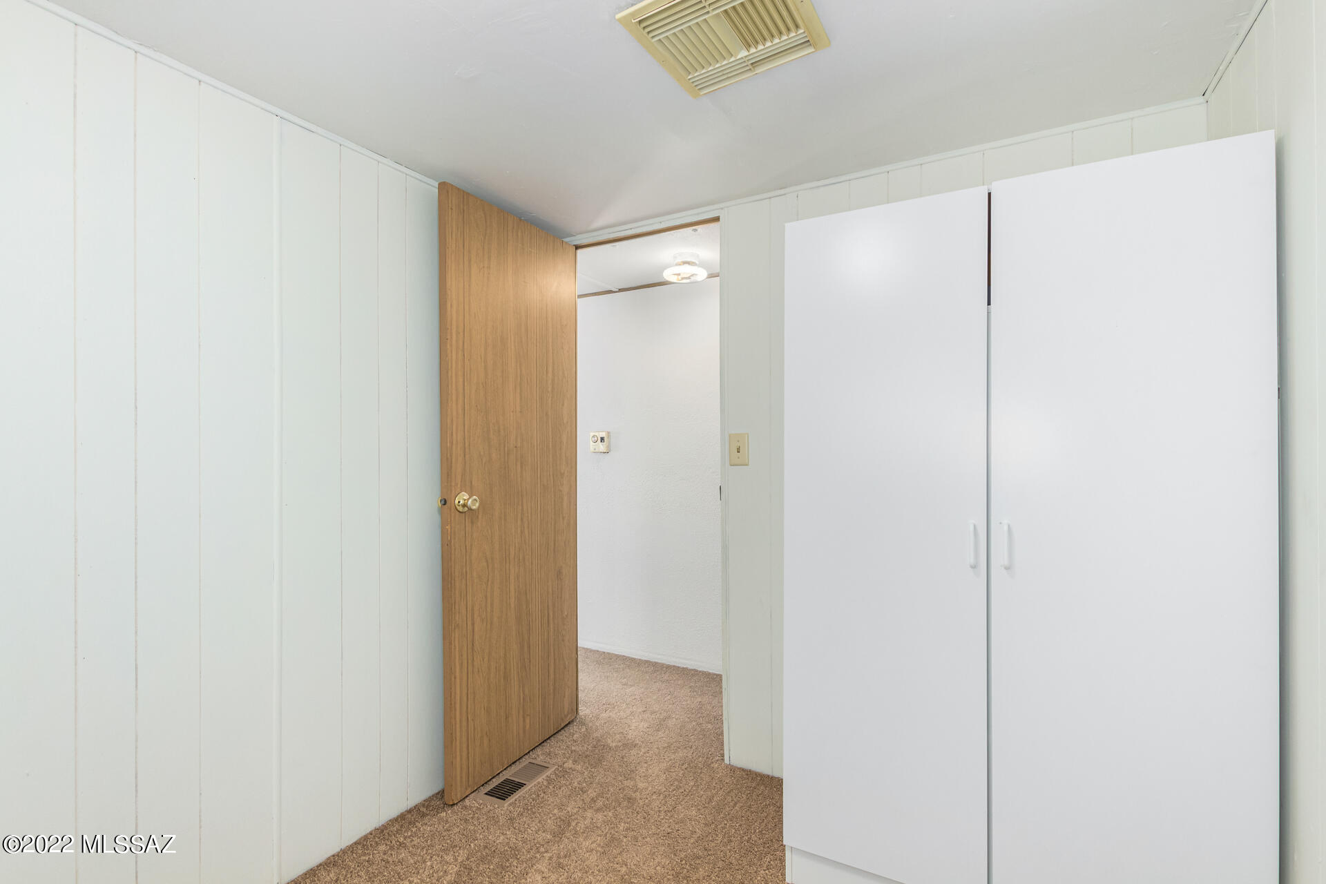 1400 W Buena Tierra Place