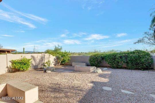 2038 E Calle De Dulcinea