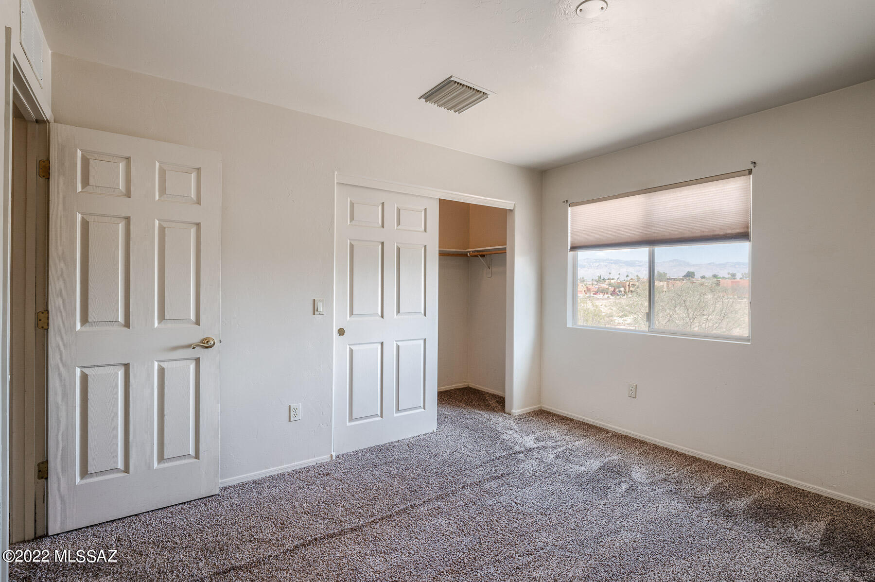 2907 S Pantano Edge Drive