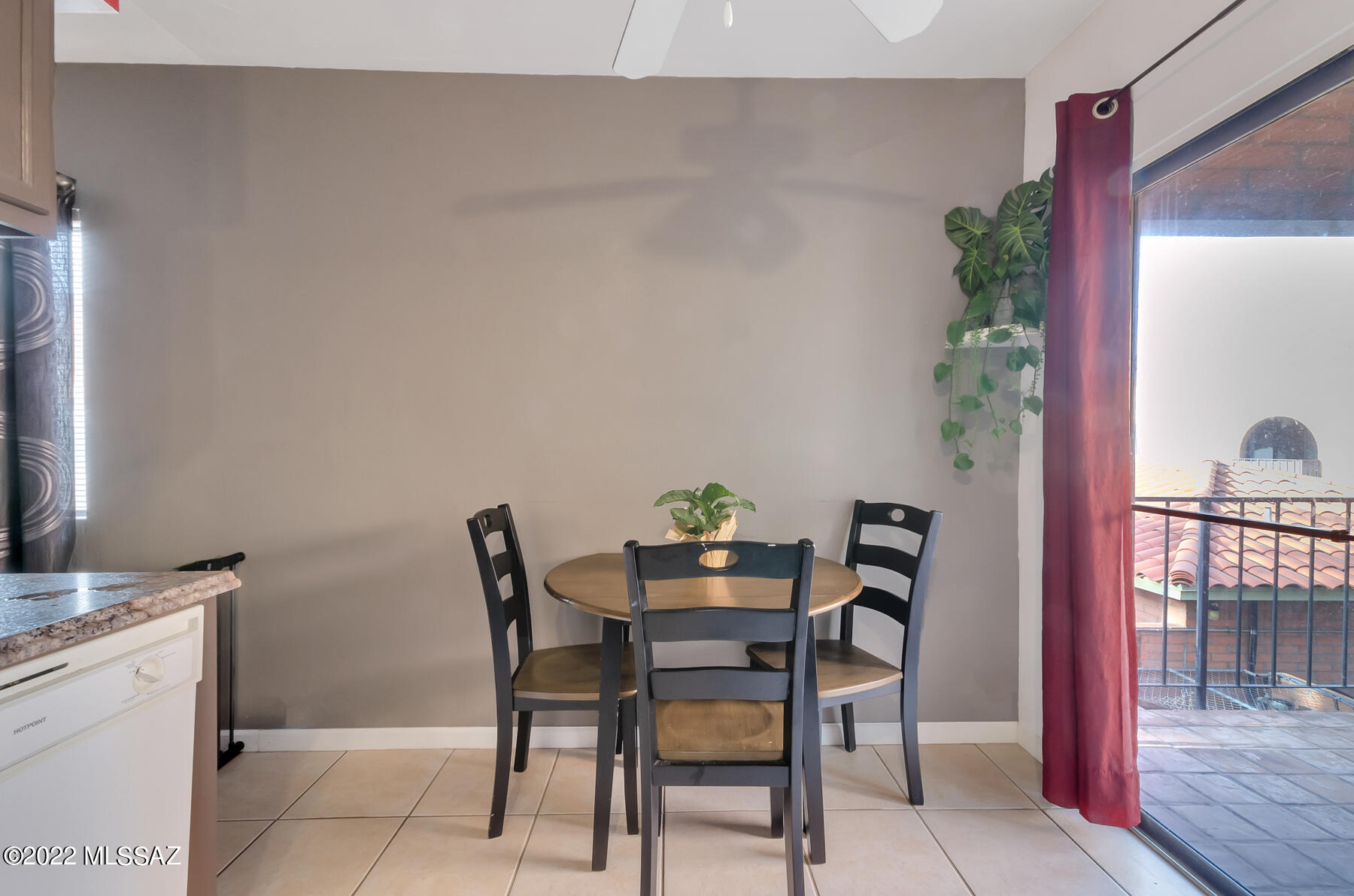 1530 S Columbus Boulevard Unit: 5