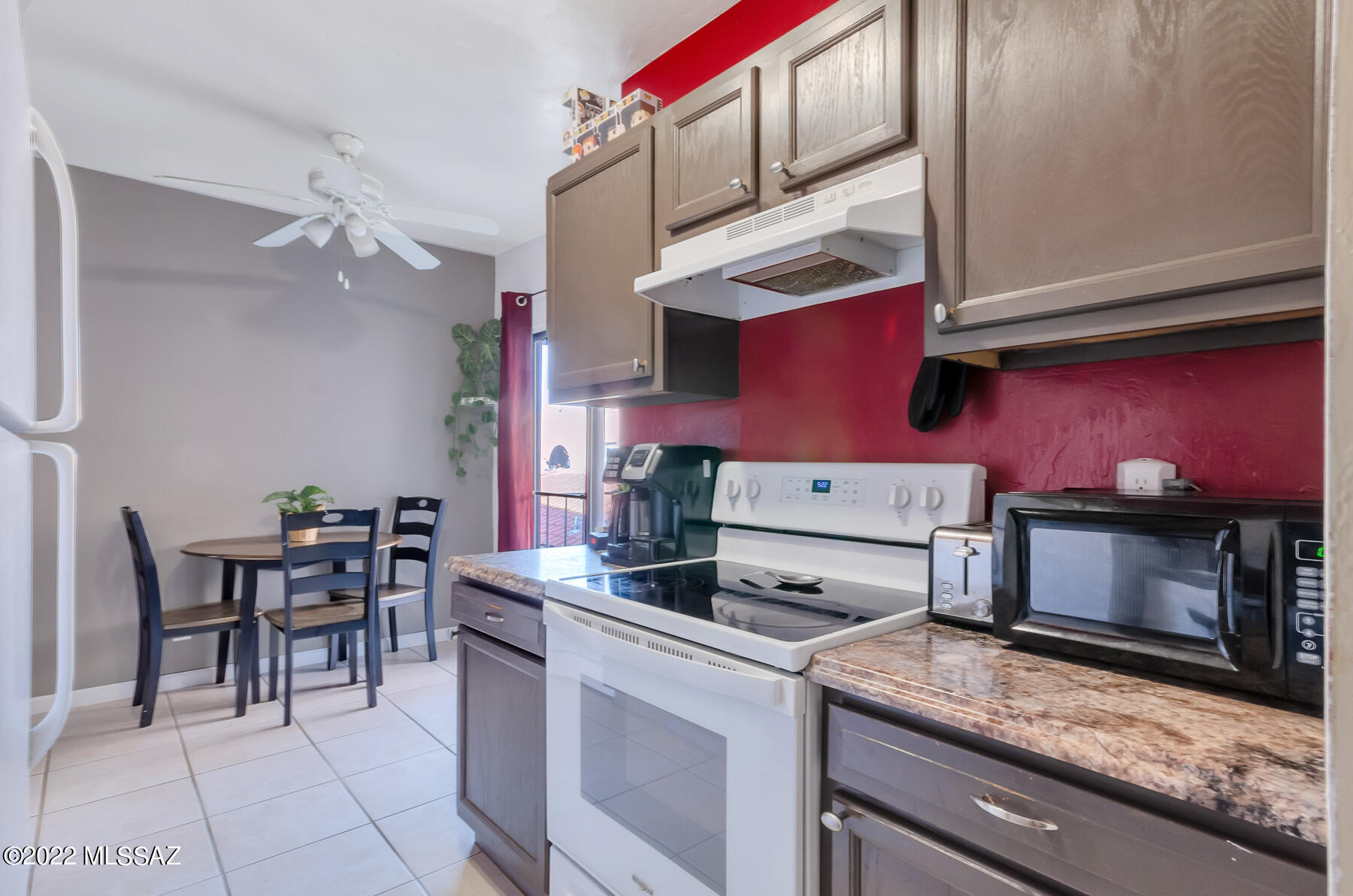1530 S Columbus Boulevard Unit: 5