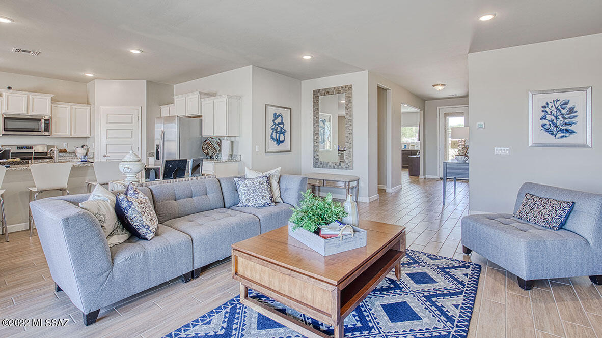 12565 W Old Farm Court