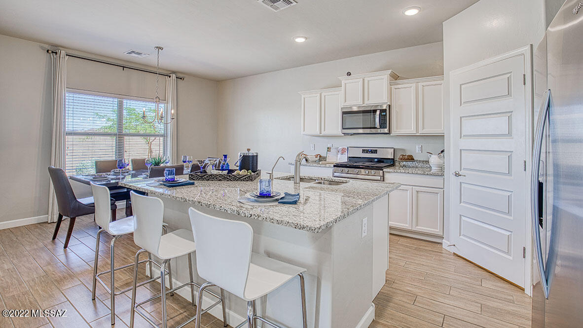 12565 W Old Farm Court