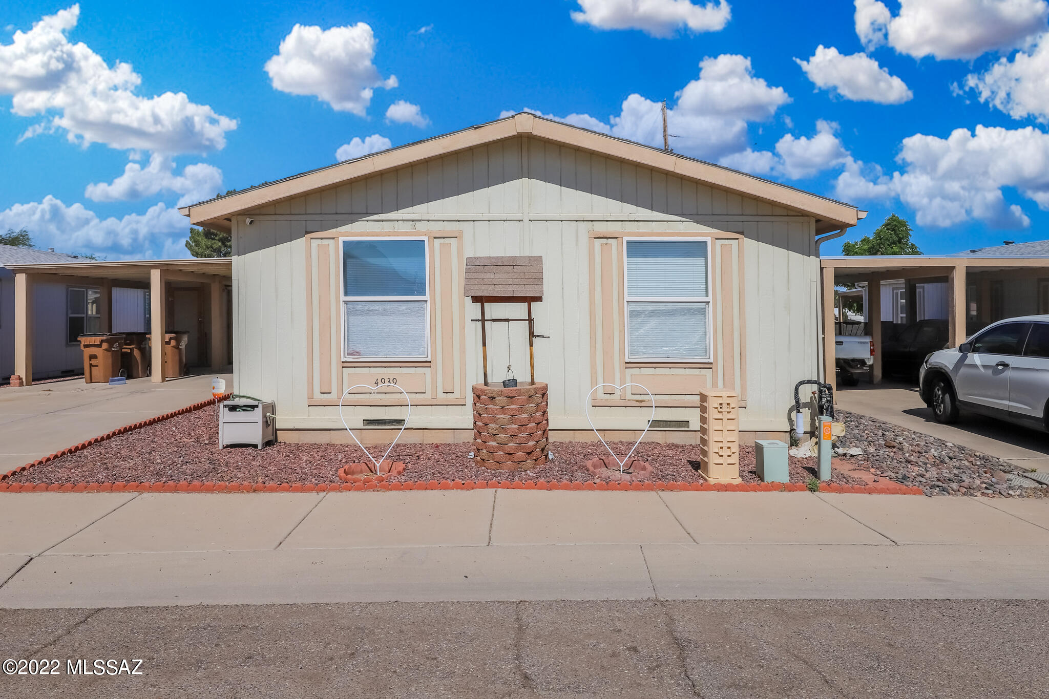 4939 N River Valley Loop
