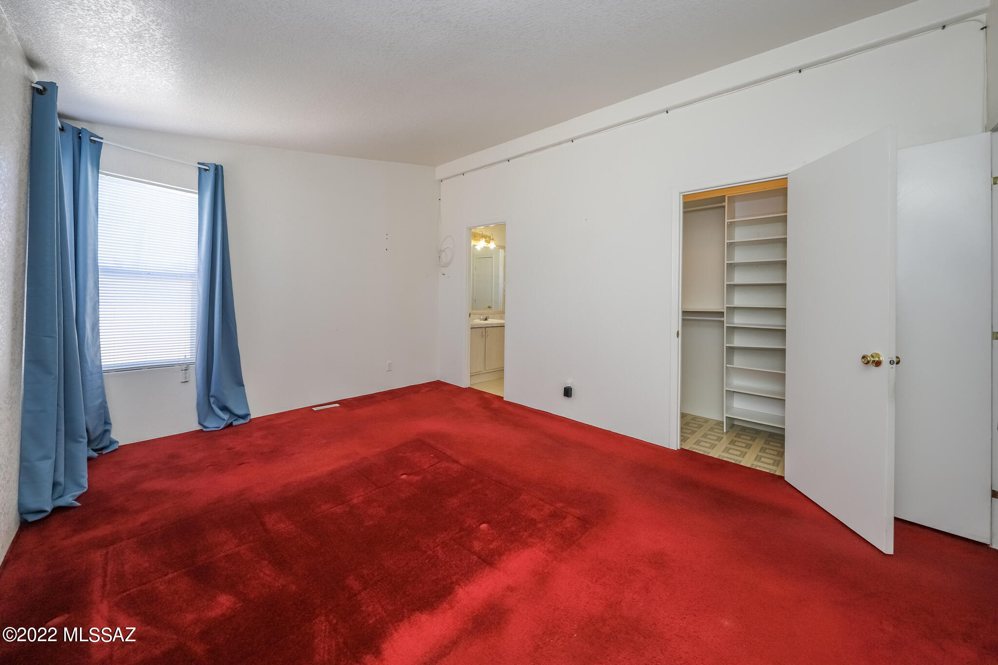 4939 N River Valley Loop