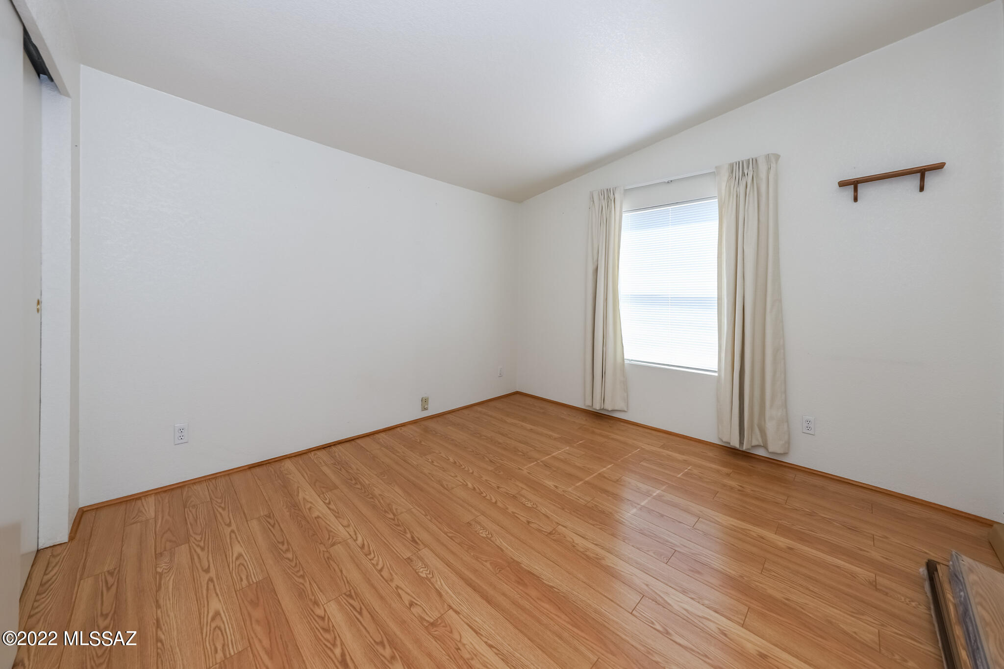 4939 N River Valley Loop