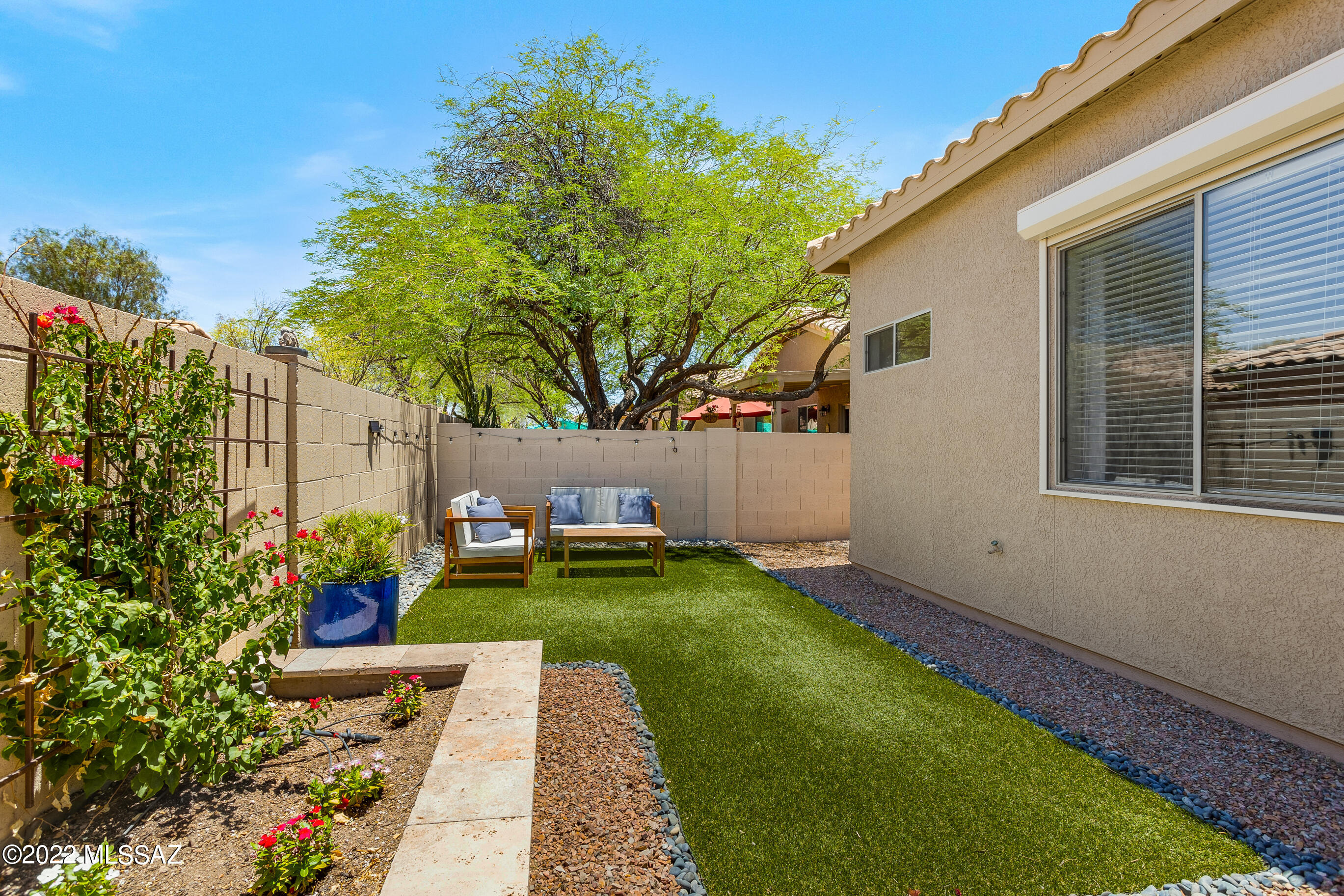 1890 W River Otter Drive