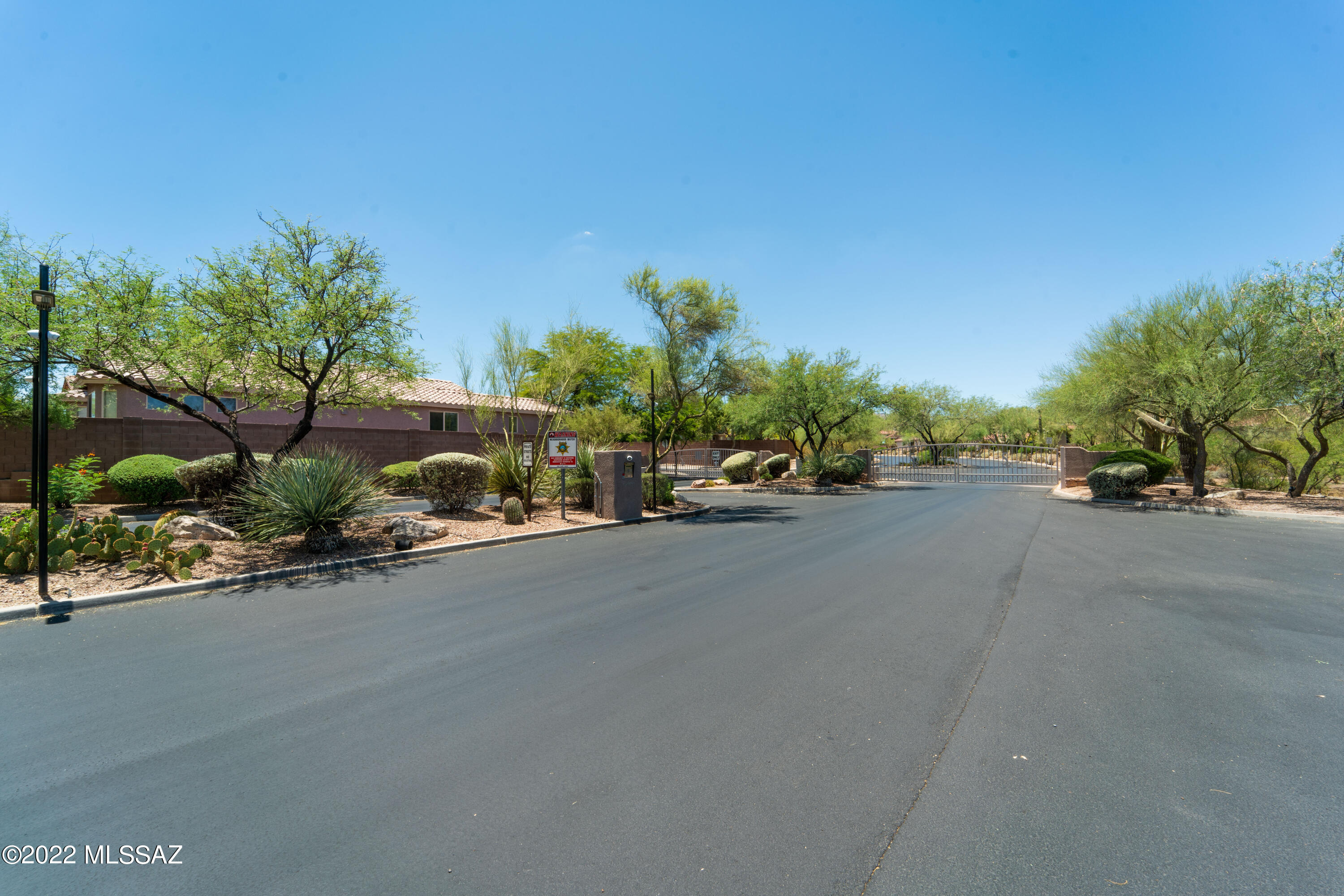 3288 N Meadow Mine Place