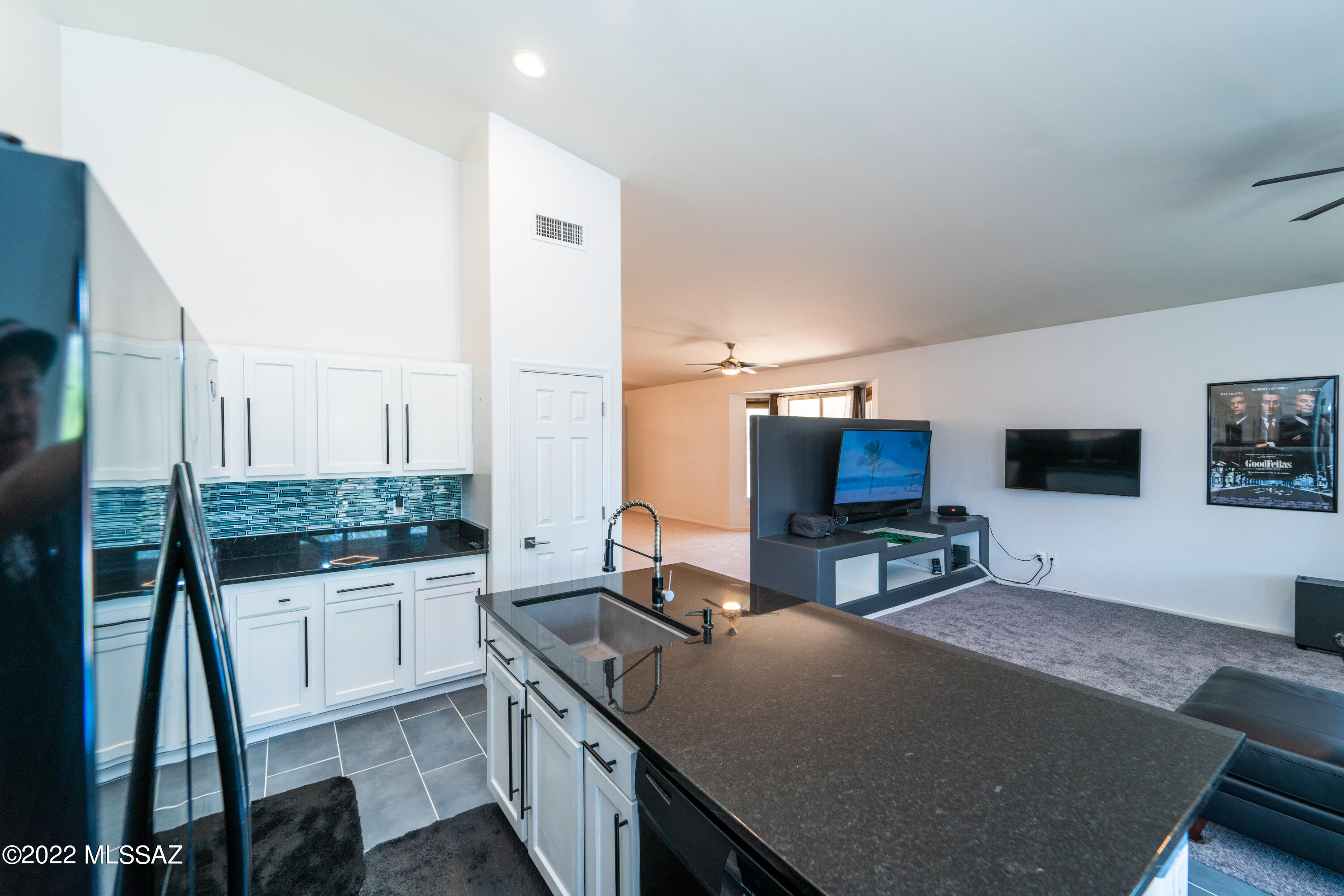 3288 N Meadow Mine Place