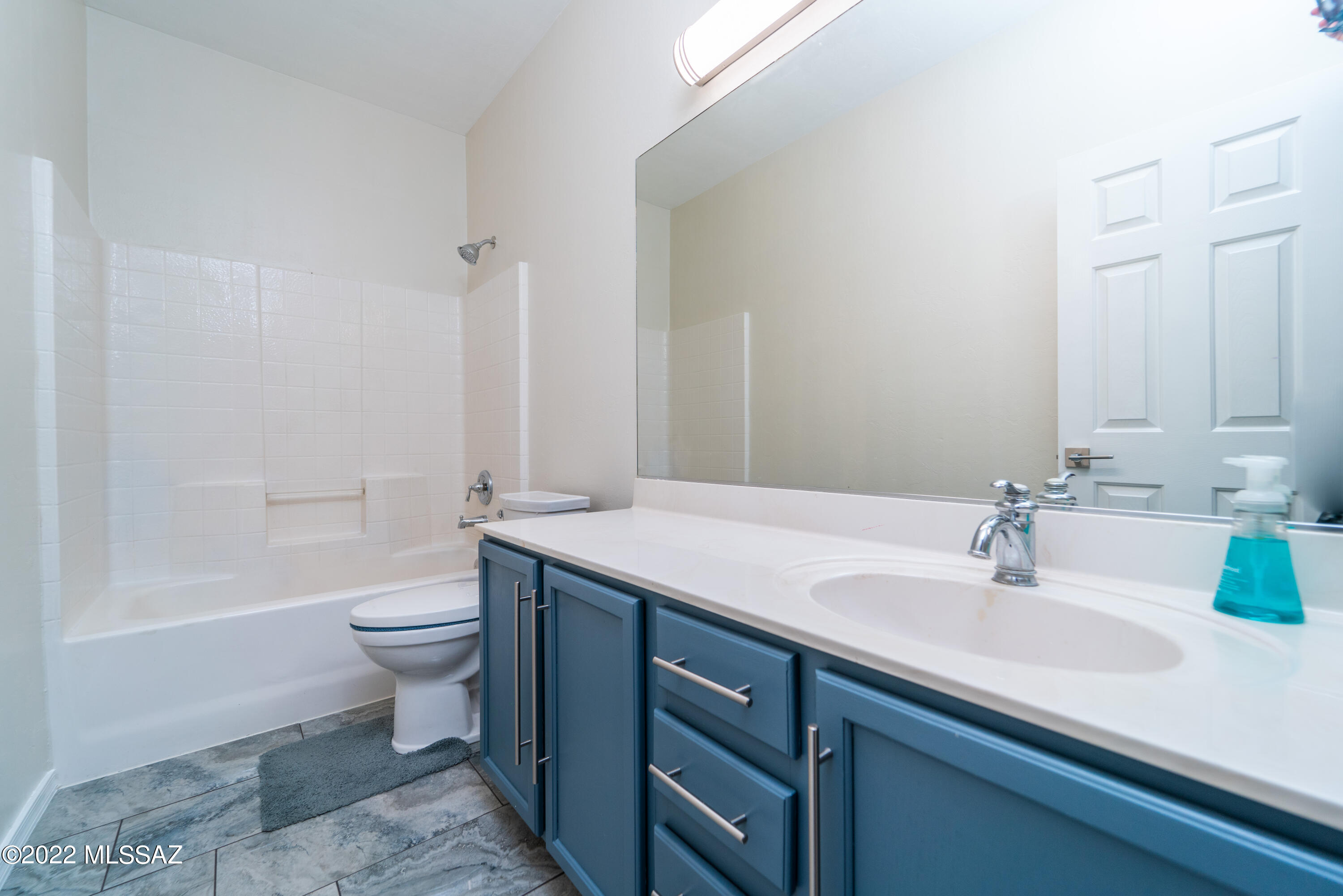 3288 N Meadow Mine Place