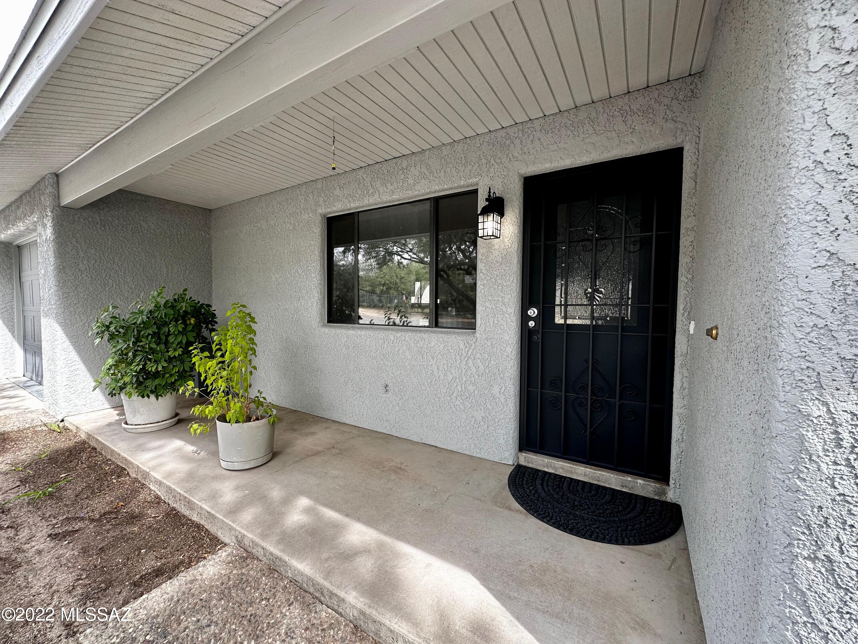 5335 E Starhaven Lane