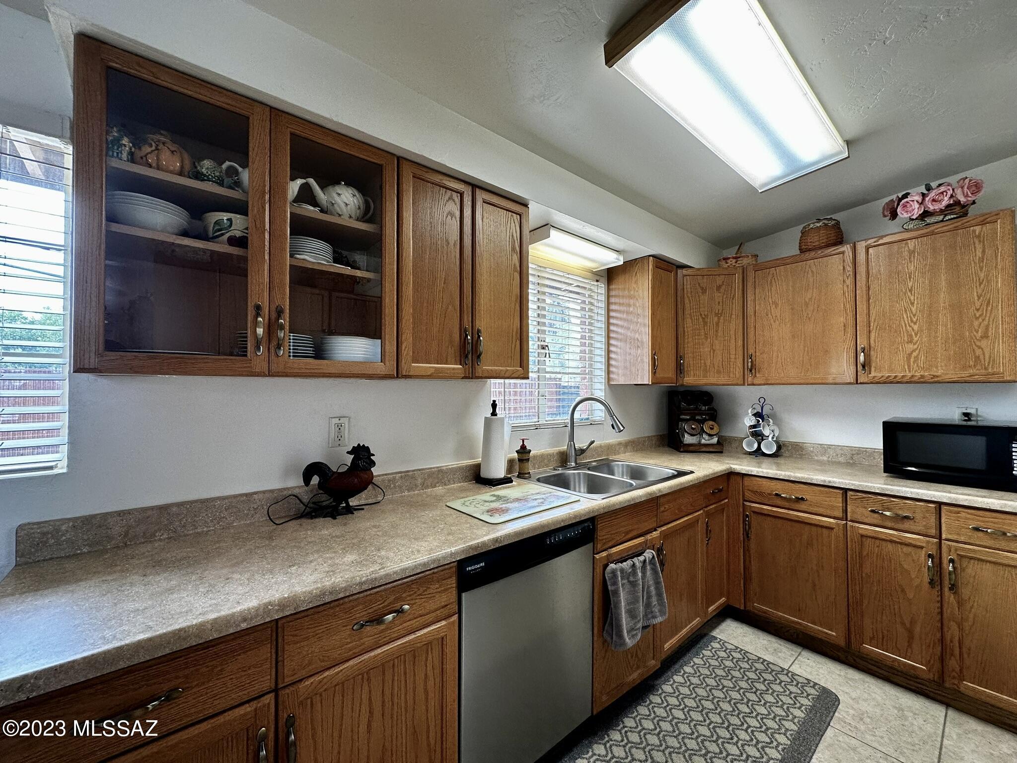 5409 S Lansing Stravenue