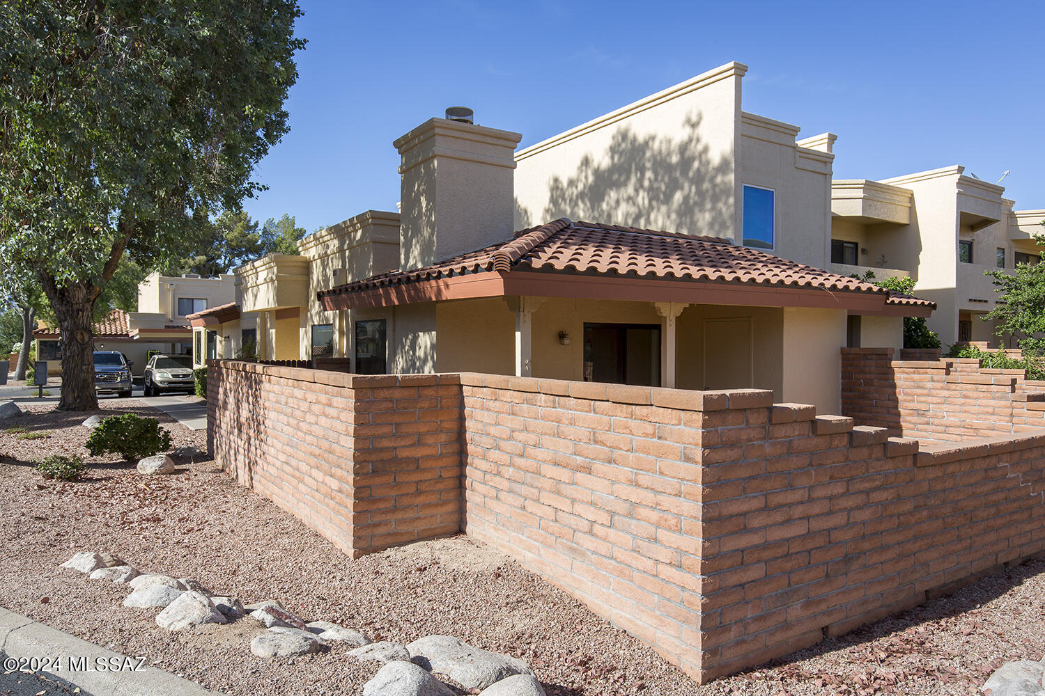 10148 E Arizmo Street