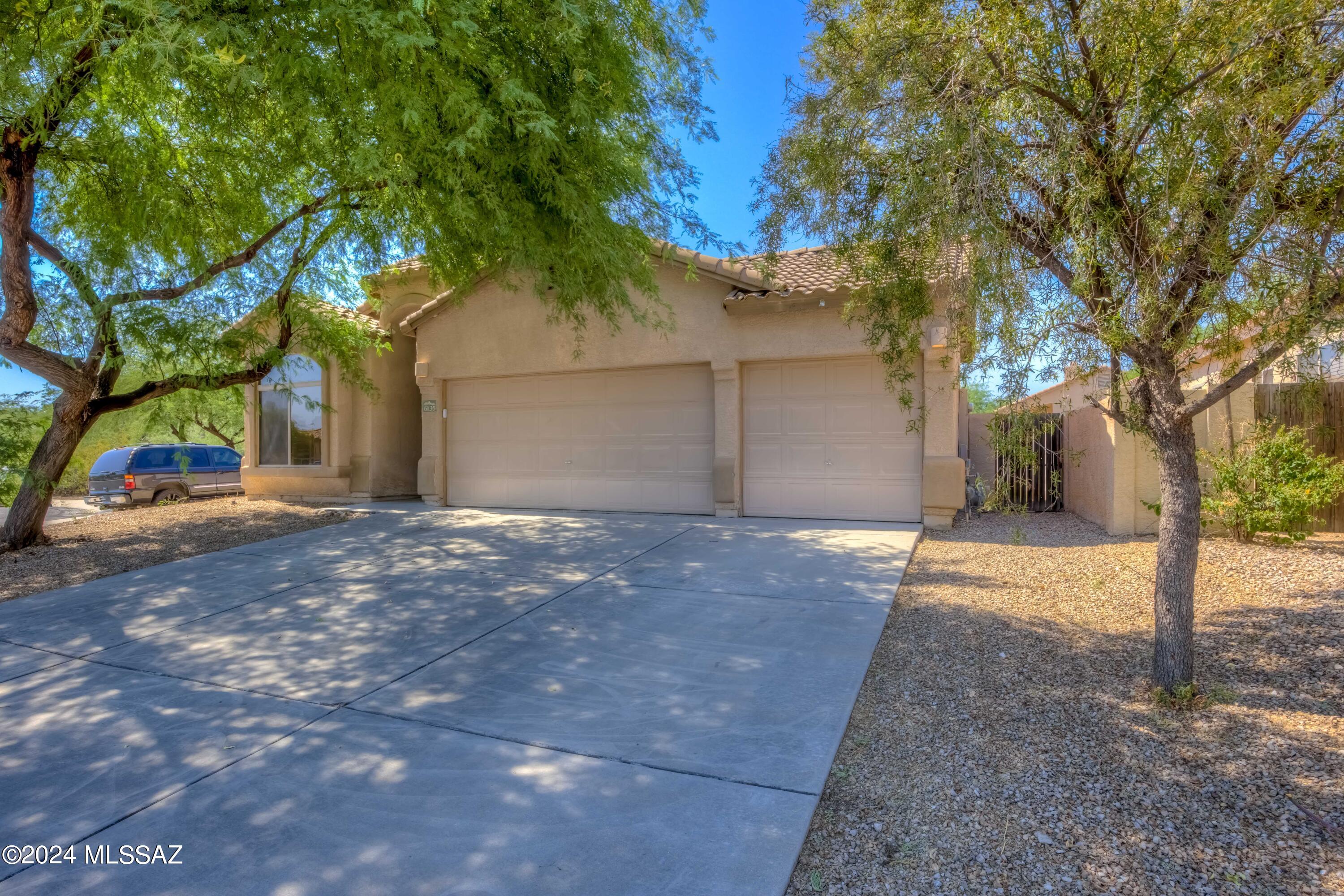 6135 W Sandburg Court