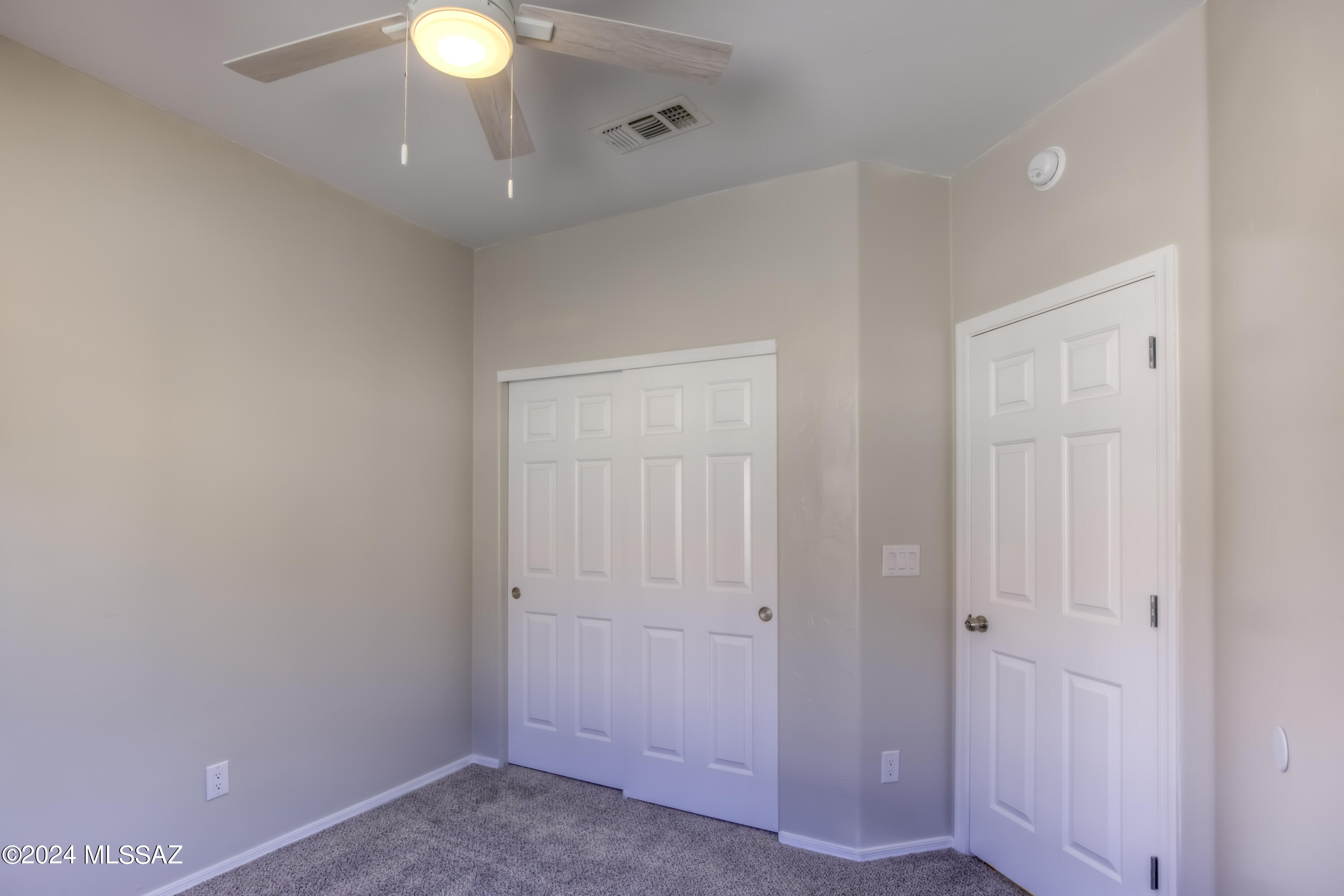 6135 W Sandburg Court