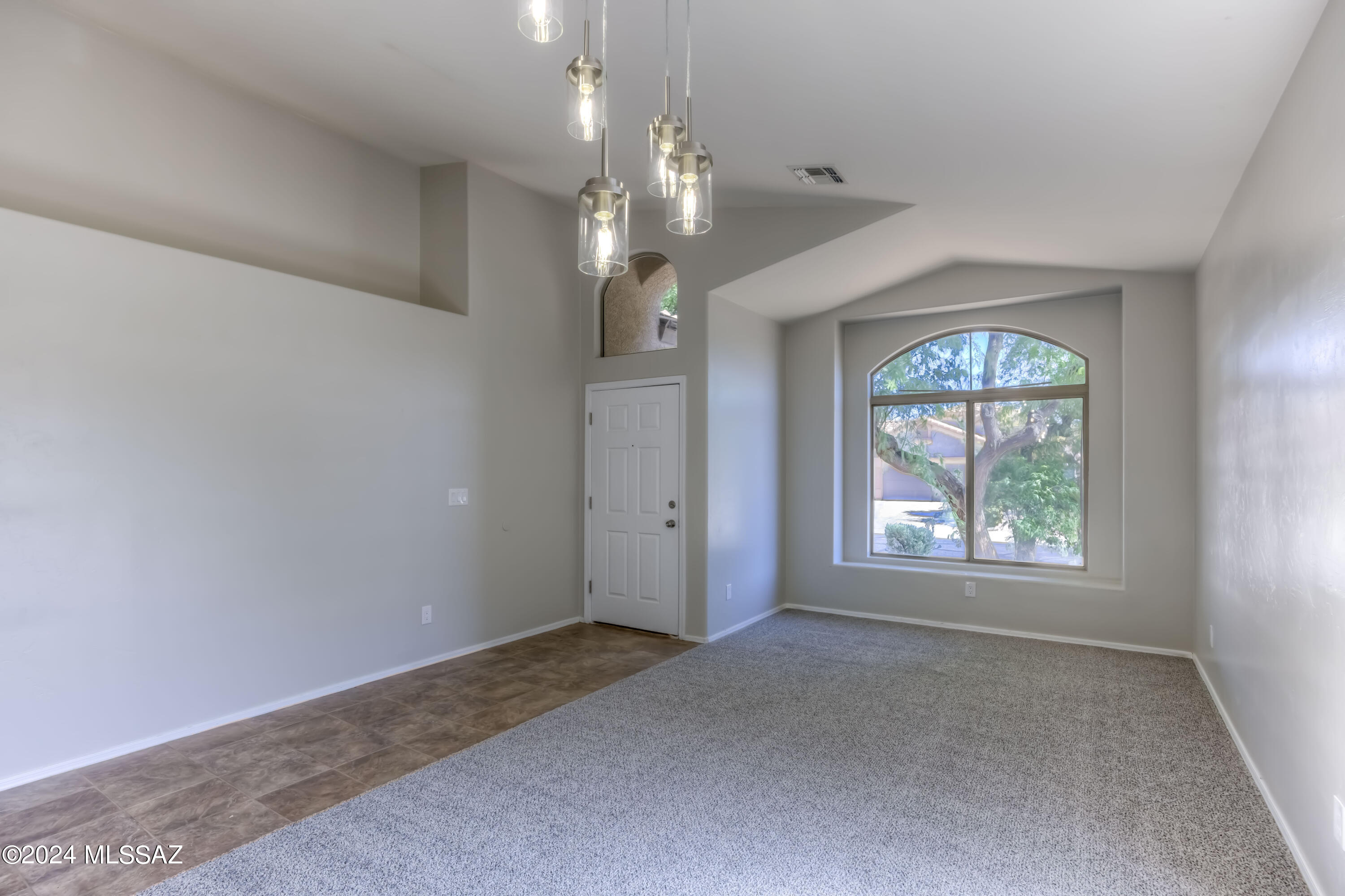 6135 W Sandburg Court