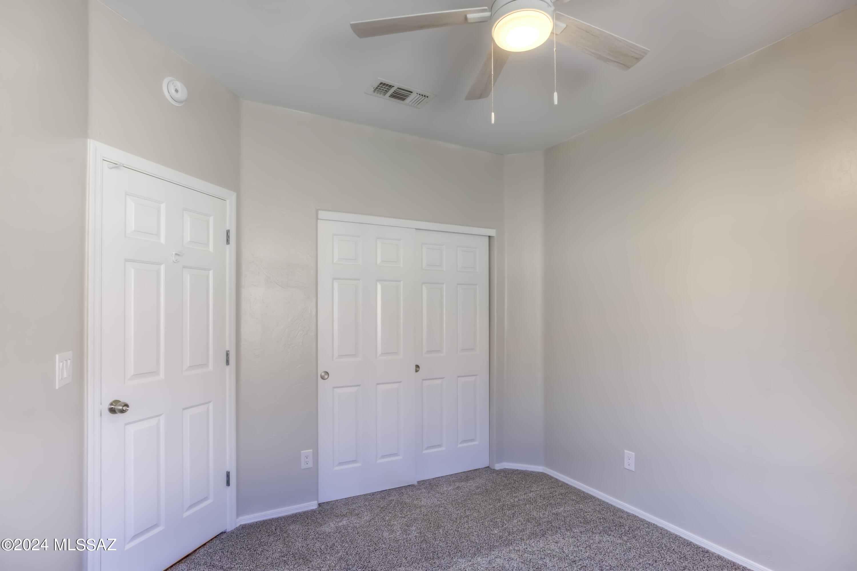 6135 W Sandburg Court
