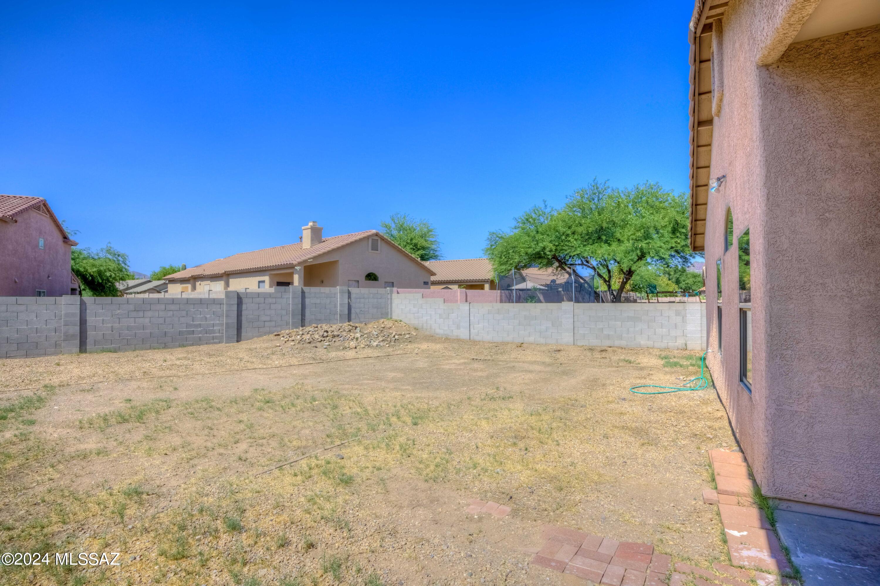 6135 W Sandburg Court