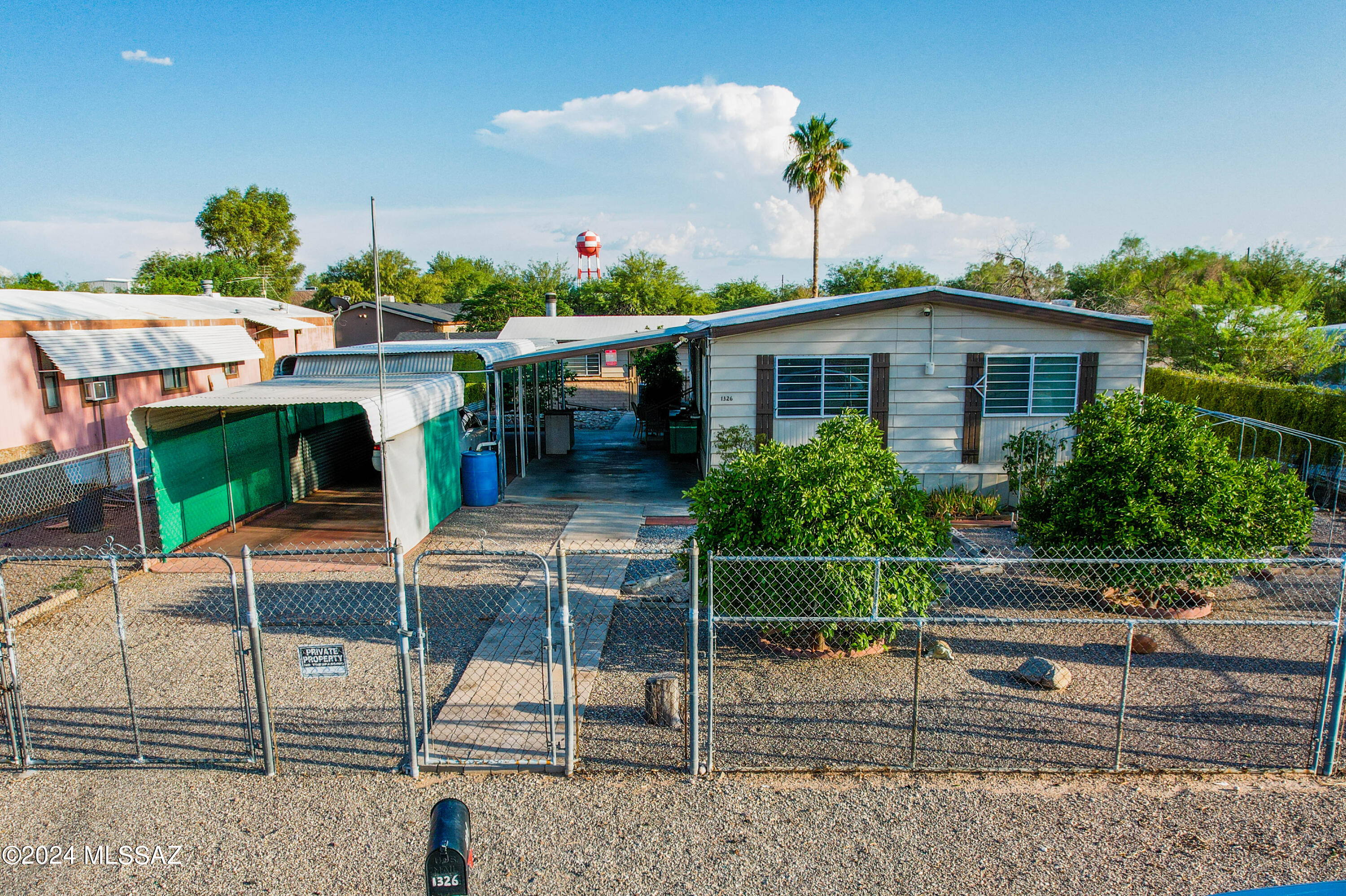 1326 E Ginter Road