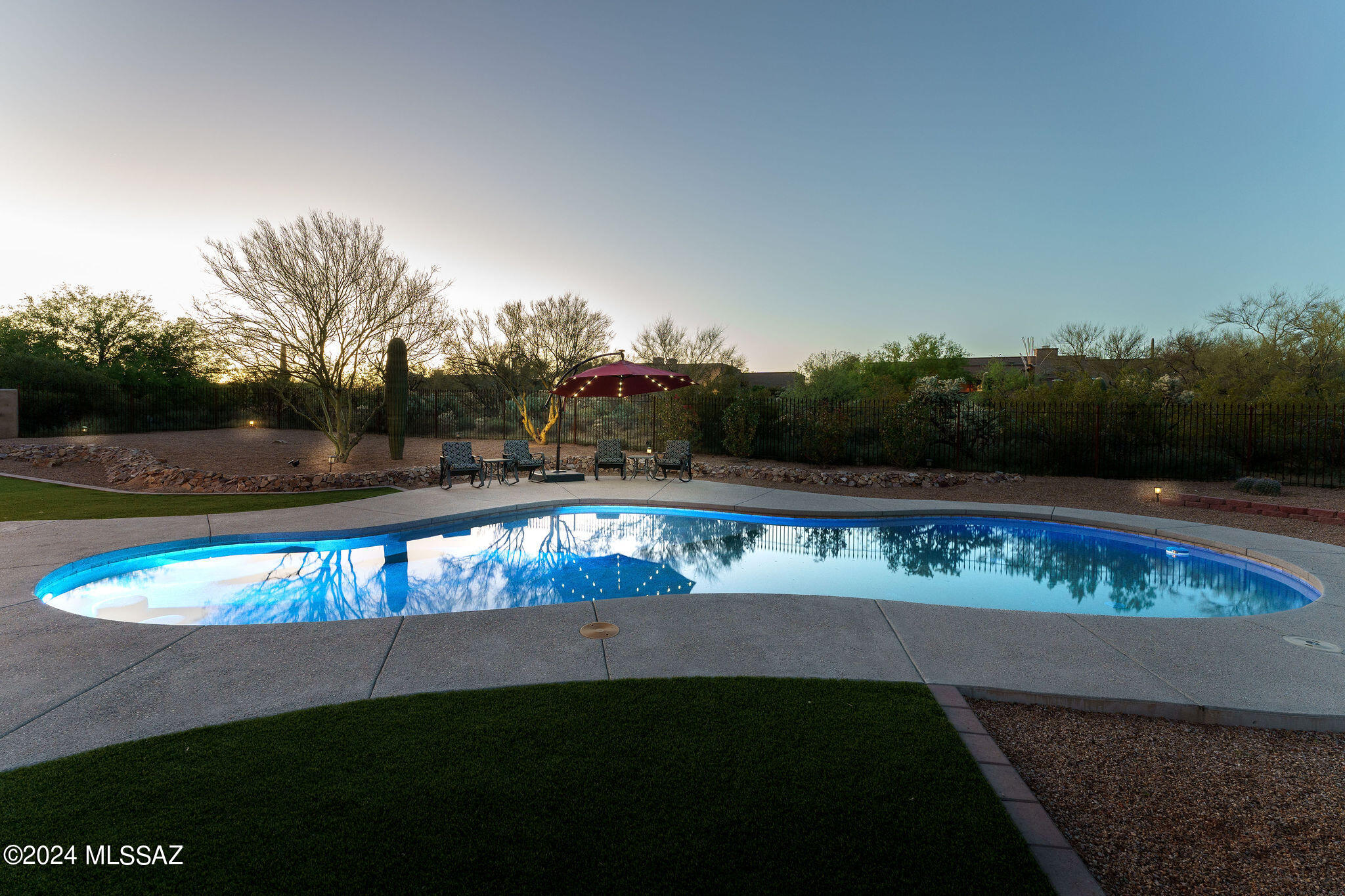 4114 W Adobe Ranch Place