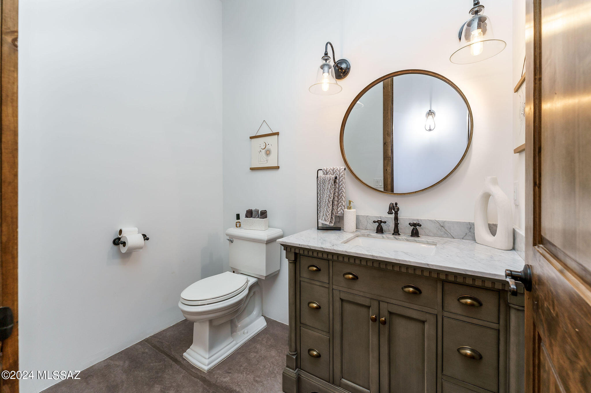 4114 W Adobe Ranch Place