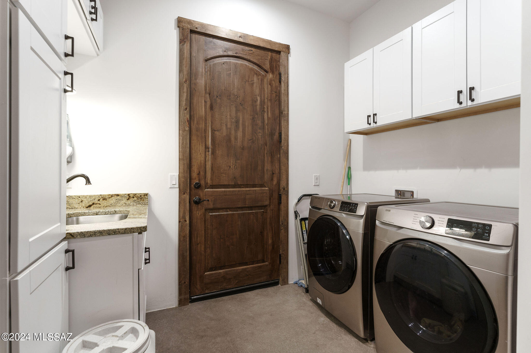 4114 W Adobe Ranch Place