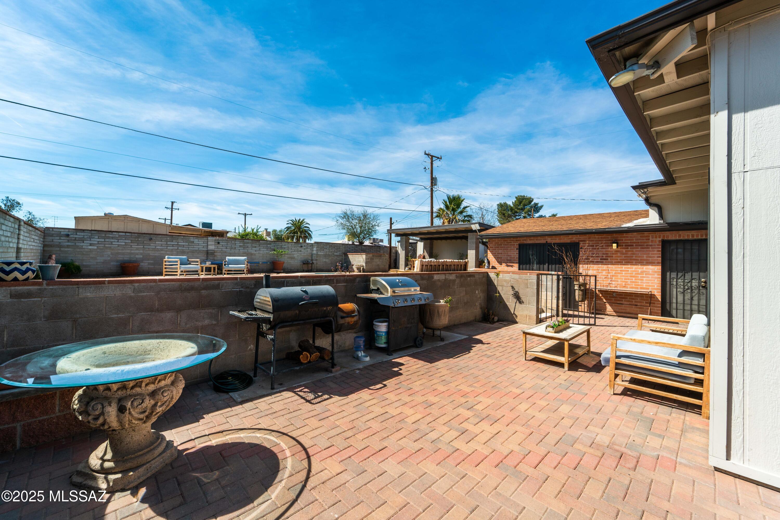 502 E Smoot Drive