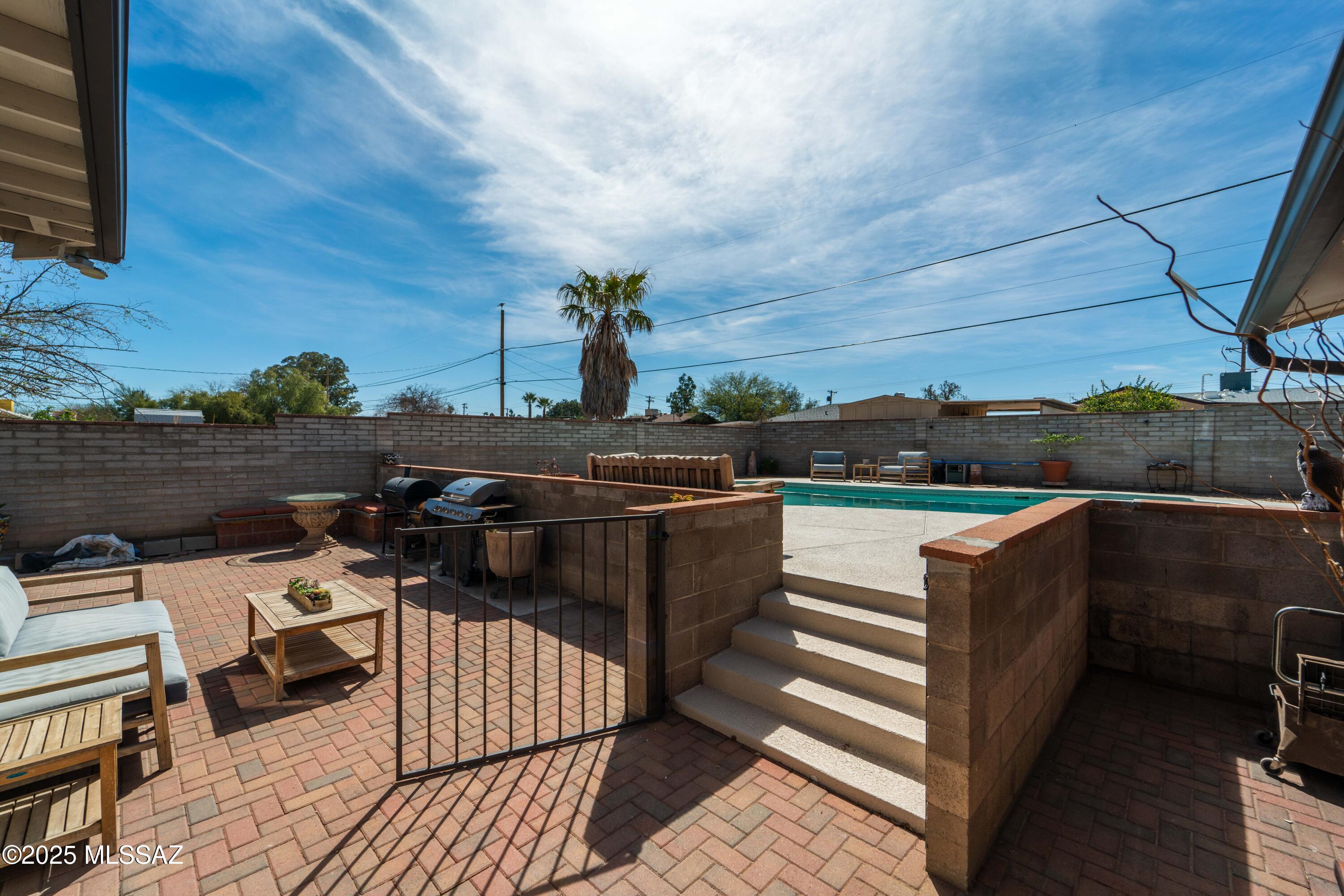502 E Smoot Drive