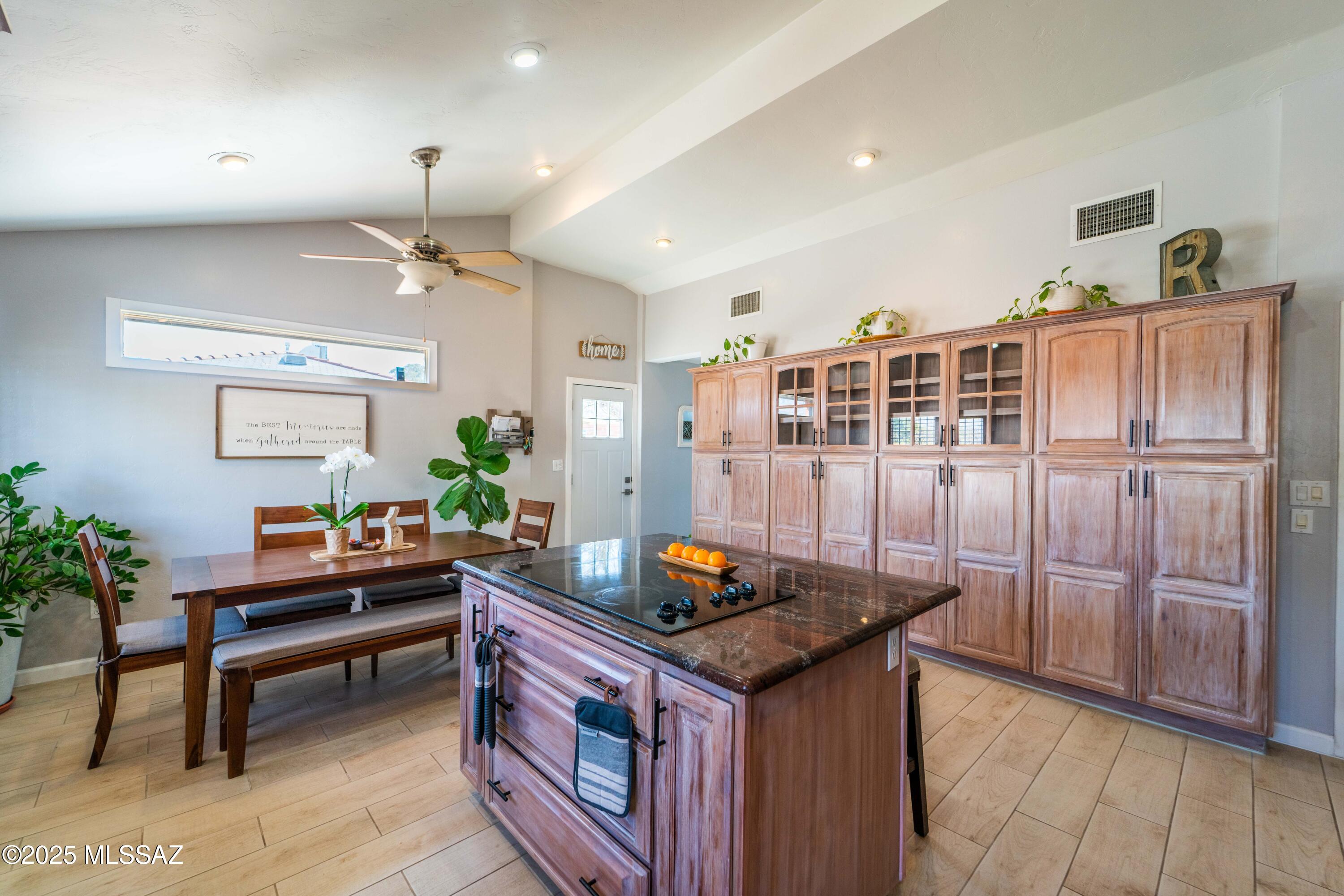 502 E Smoot Drive