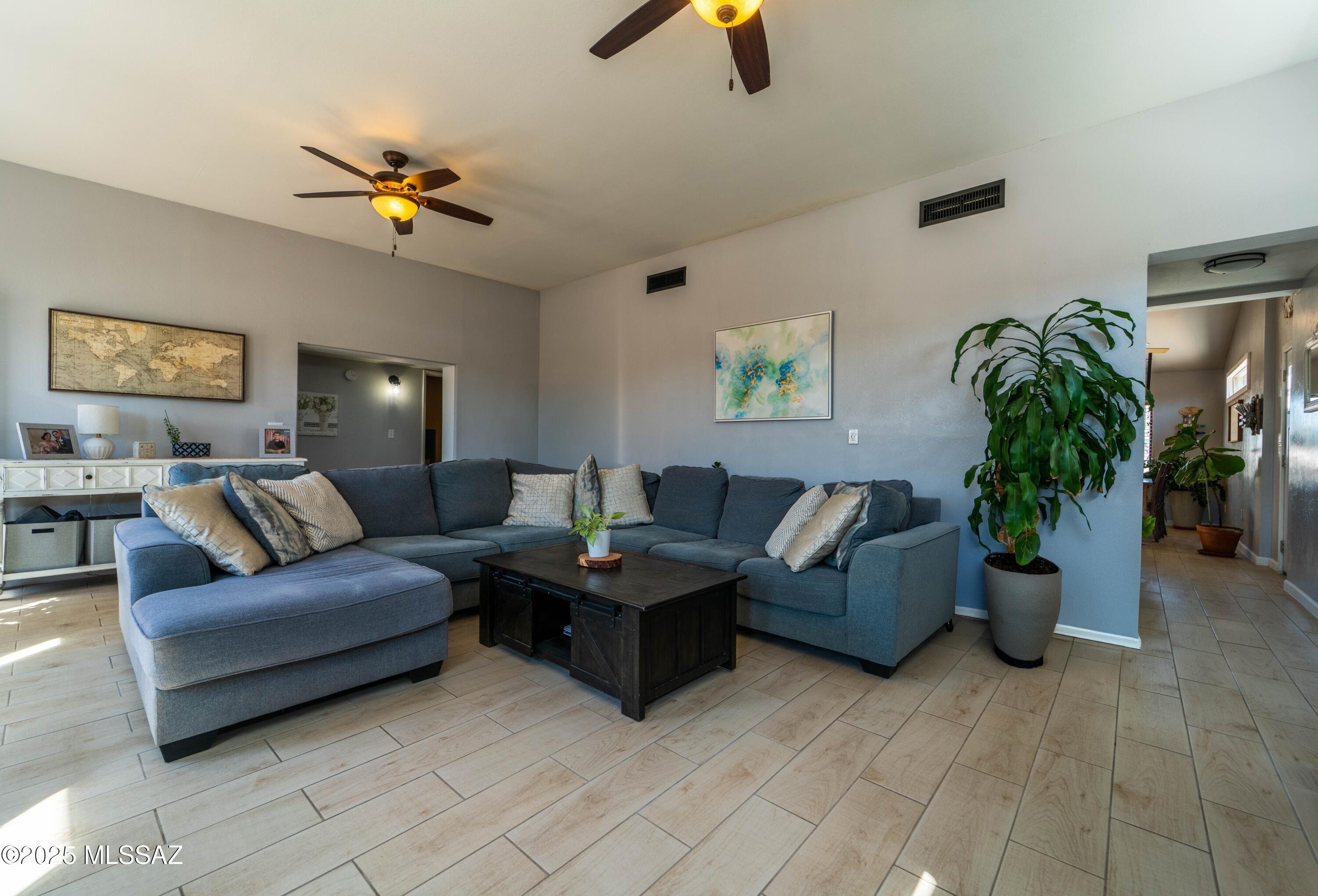 502 E Smoot Drive