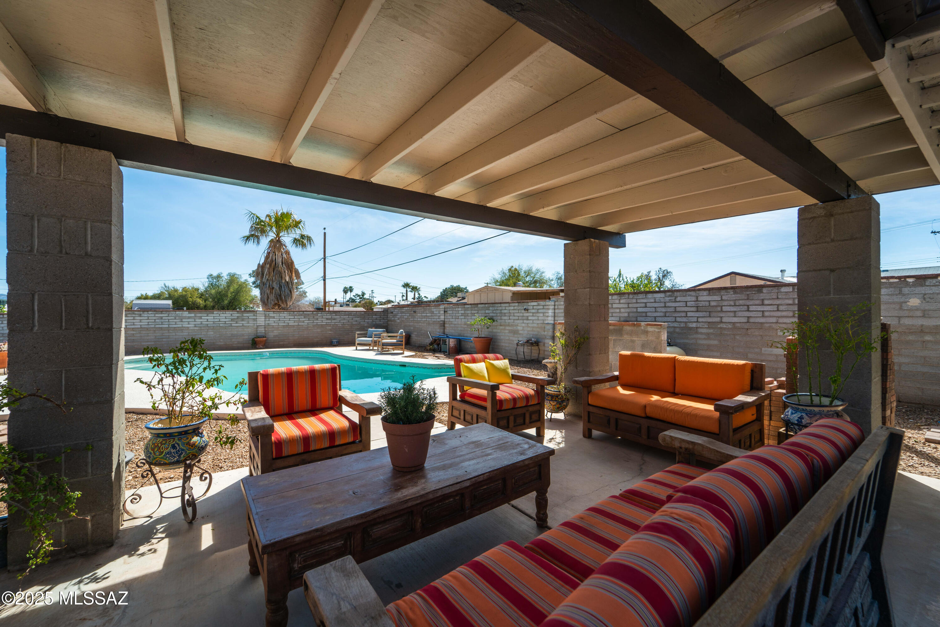 502 E Smoot Drive