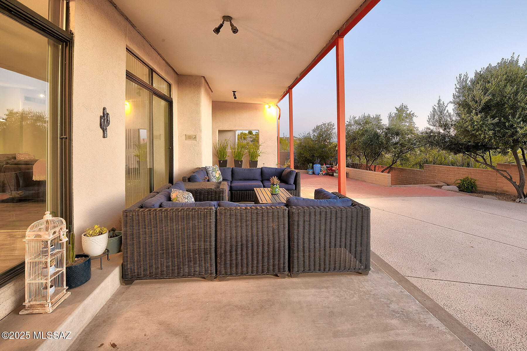 5717 E Paseo Cimarron