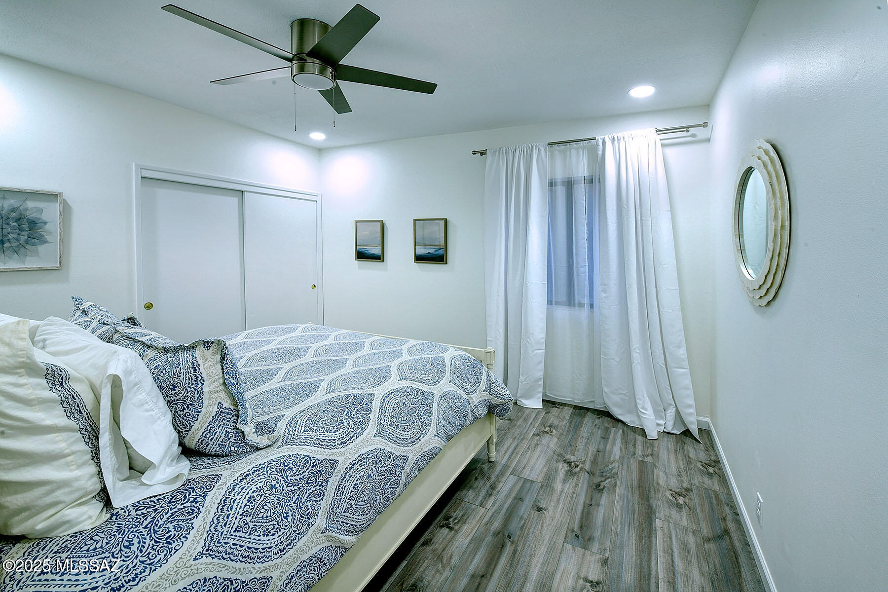 5717 E Paseo Cimarron